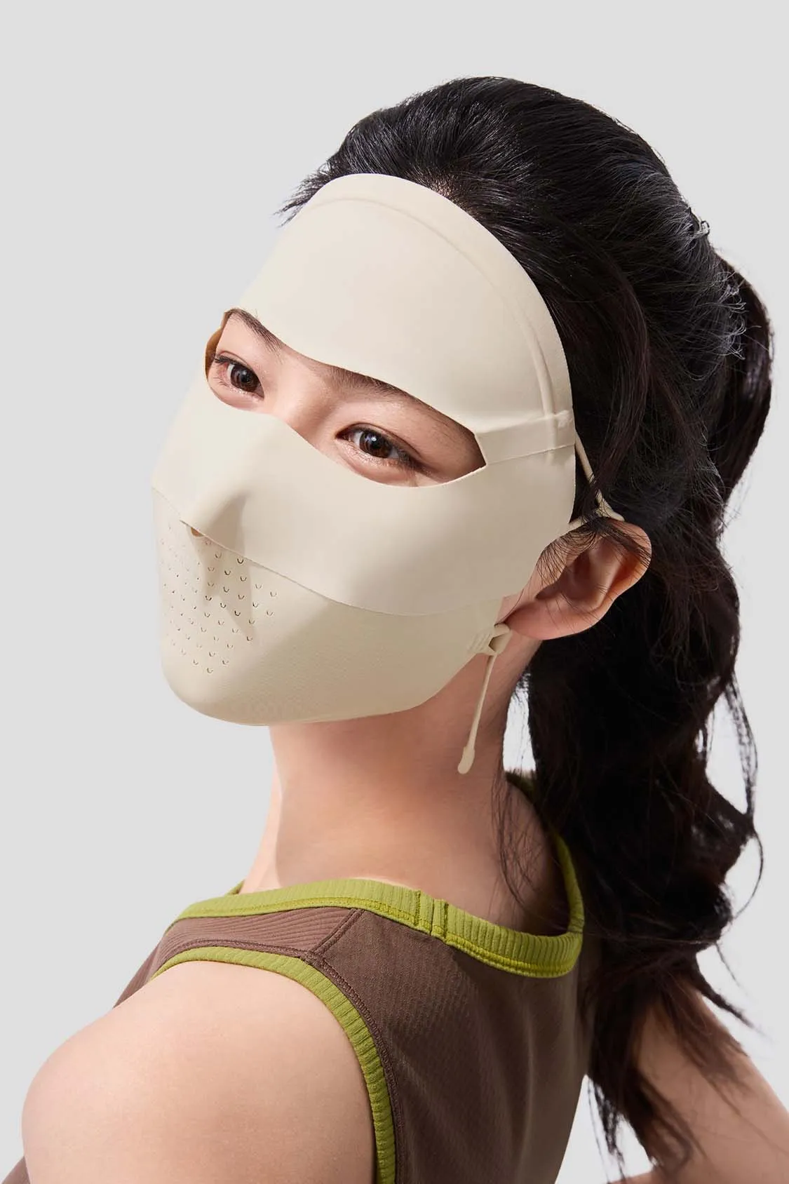 Vanish - Lightweight Seamless Sun Mask UPF50+ sold by Beneunder