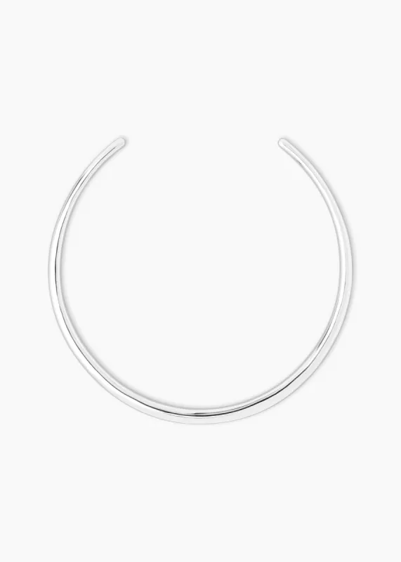 The Elisa Necklace made by LIÉ STUDIO