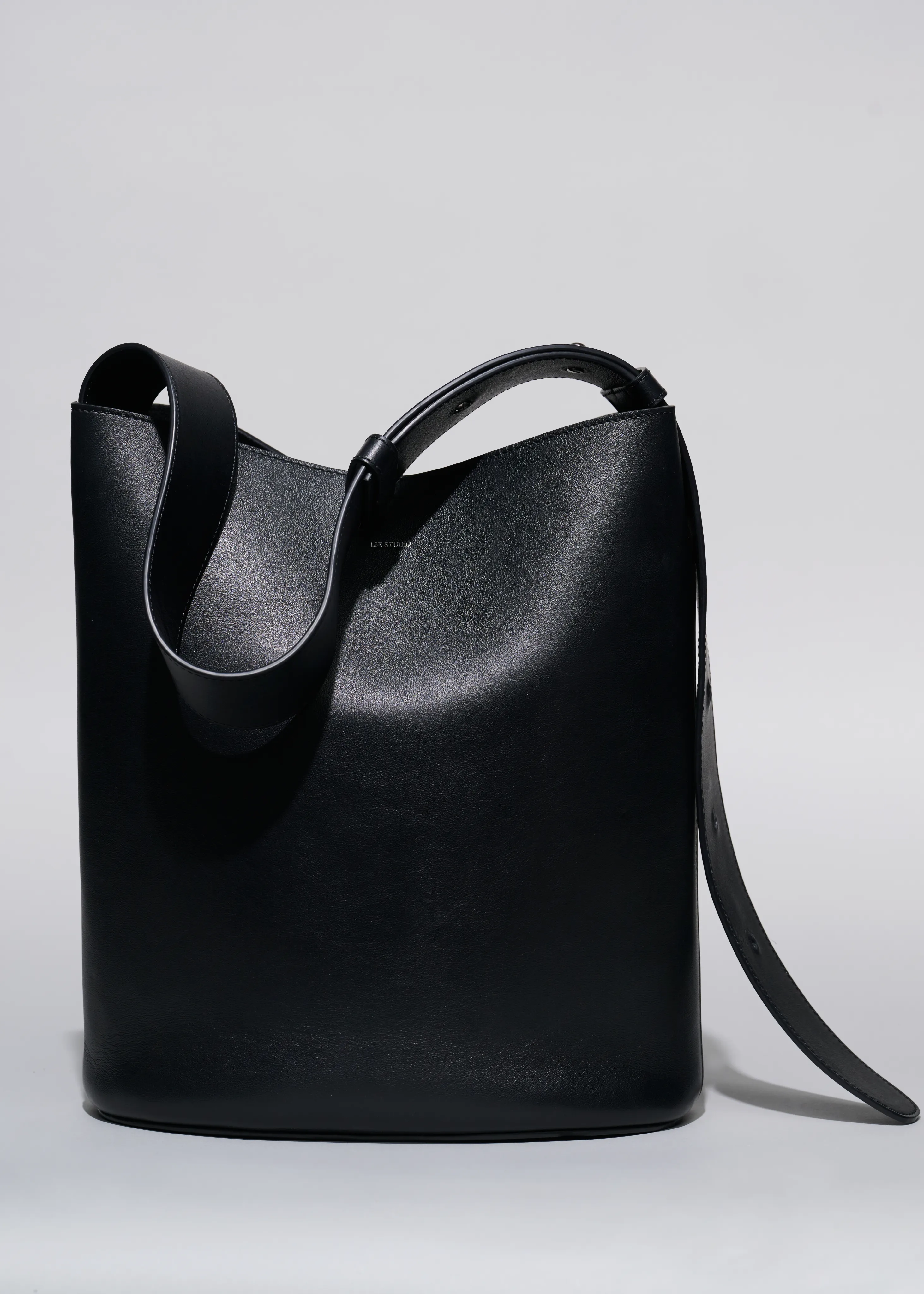 The Norma Tote sold by LIÉ STUDIO product image thumbnail 5