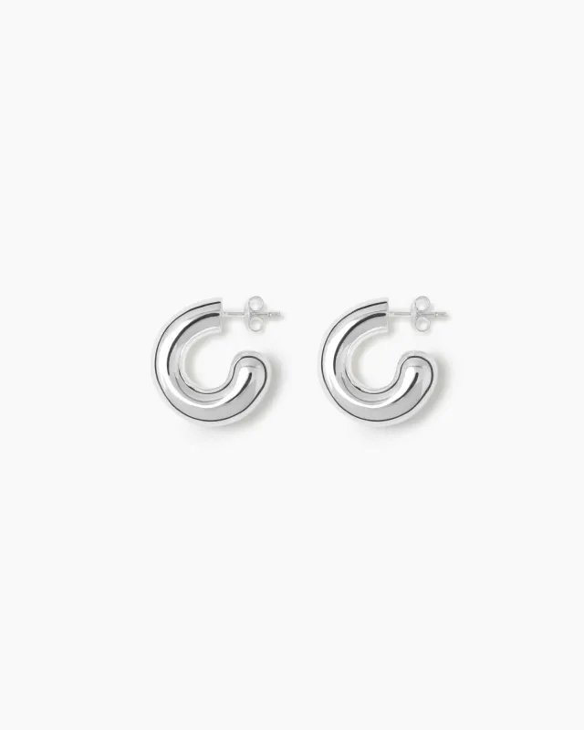 The Rose Earrings made by LIÉ STUDIO