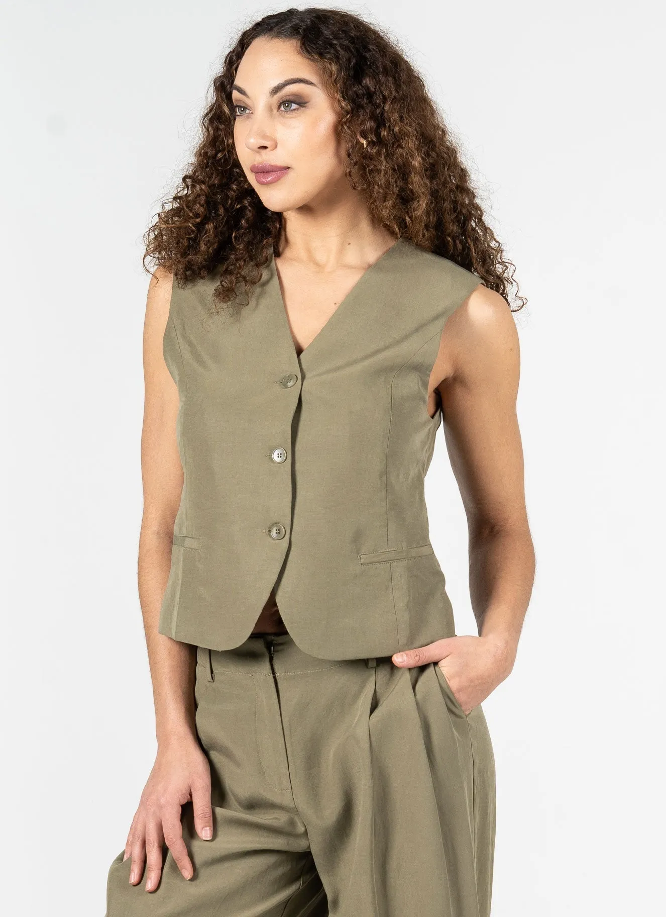 Linen/ Tencel Button Down Vest sold by C’est Moi product image thumbnail 3