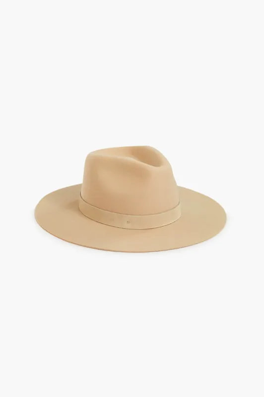 Oatmeal River Hat sold by Tuckernuck