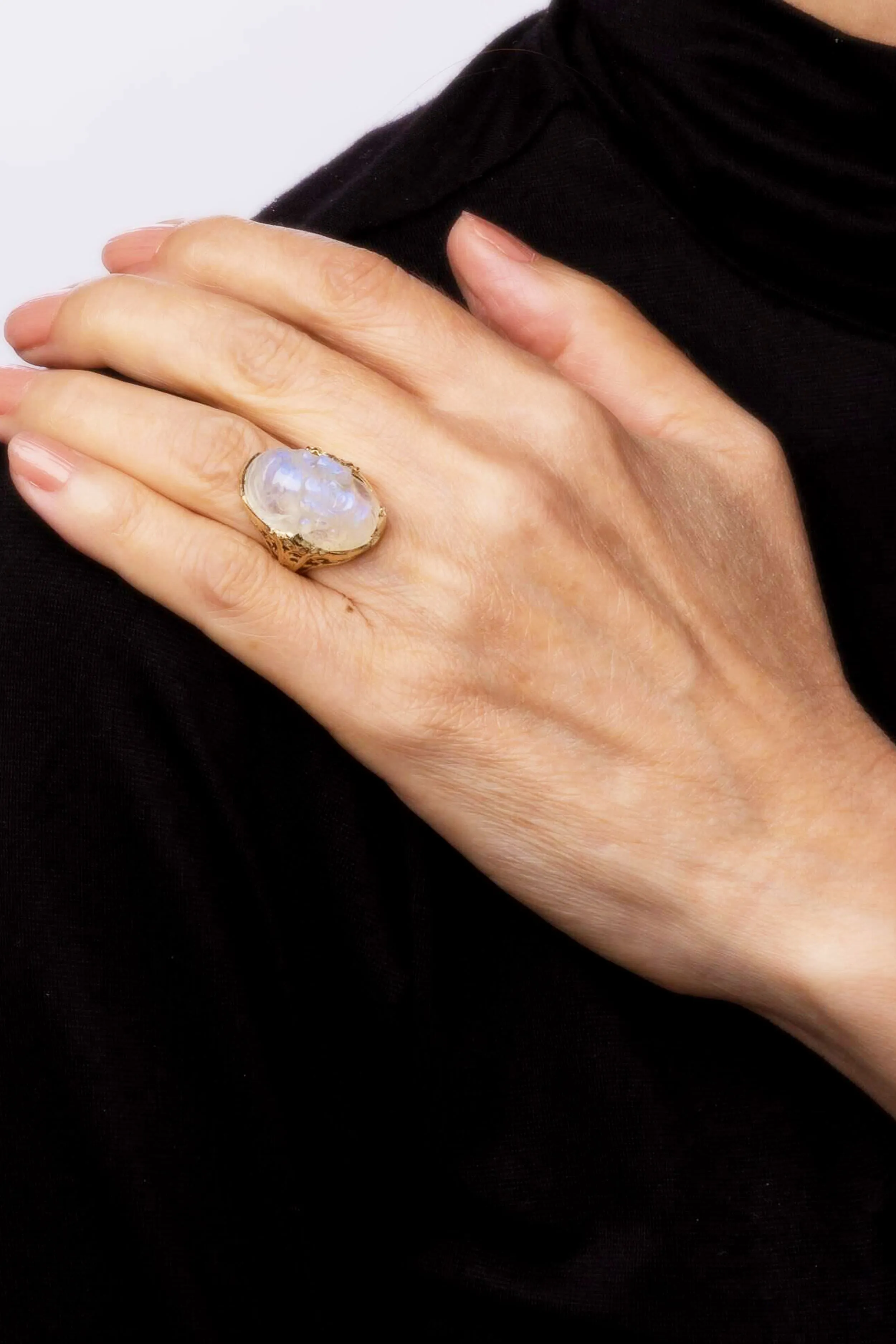 Vintage Art Deco Carved Moonstone 14k Yellow Gold Cameo Ring sold by Tuckernuck product image thumbnail 3