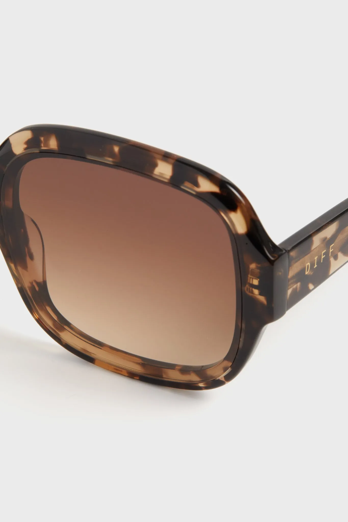Espresso Tortoise Seraphina Sunglasses sold by Tuckernuck product image thumbnail 5