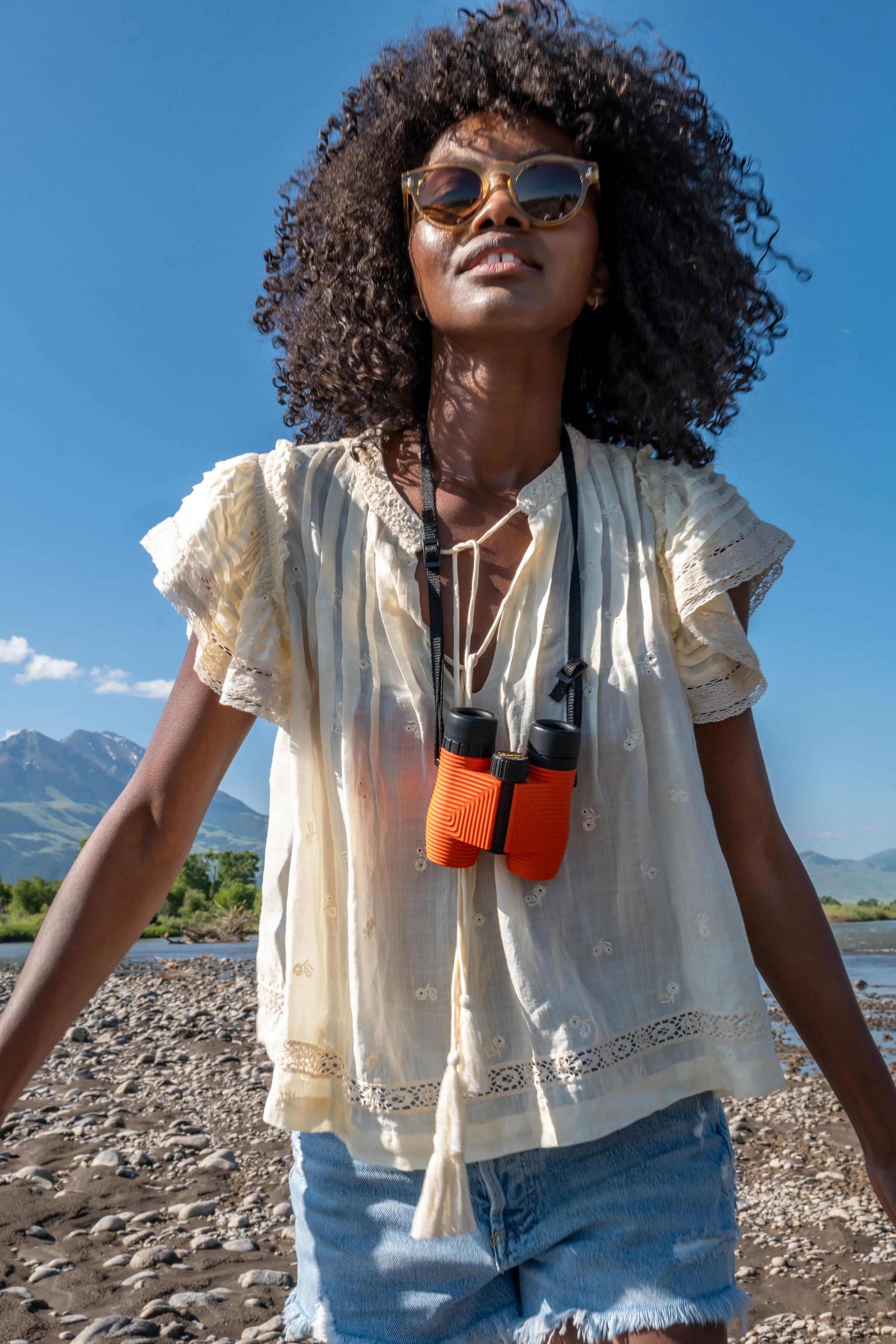 Cream Loren Solid Cambric Flutter Sleeve Top sold by Tuckernuck product image thumbnail 2