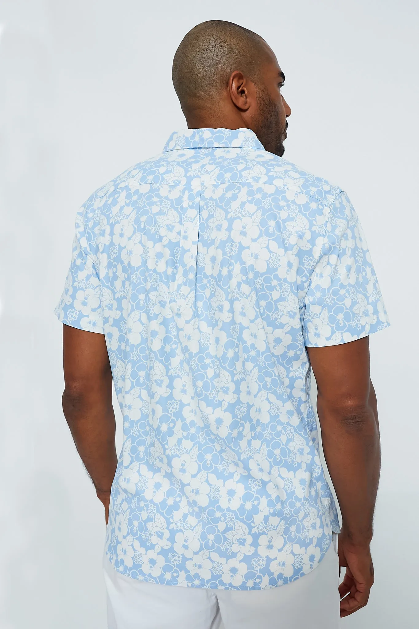 Light Blue Hibiscus Short Sleeve Windward Shirt sold by Tuckernuck product image thumbnail 4