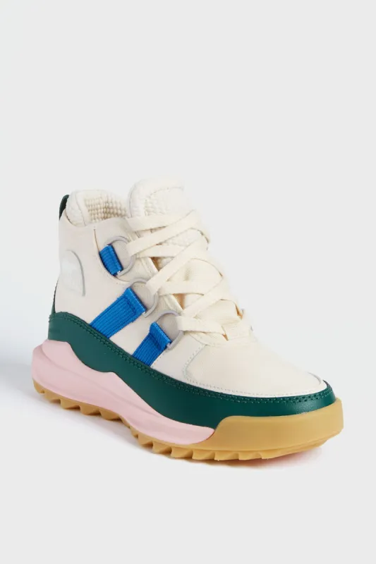 Natural and Midnight Teal Ona Rmx Chukka WP made by Sorel