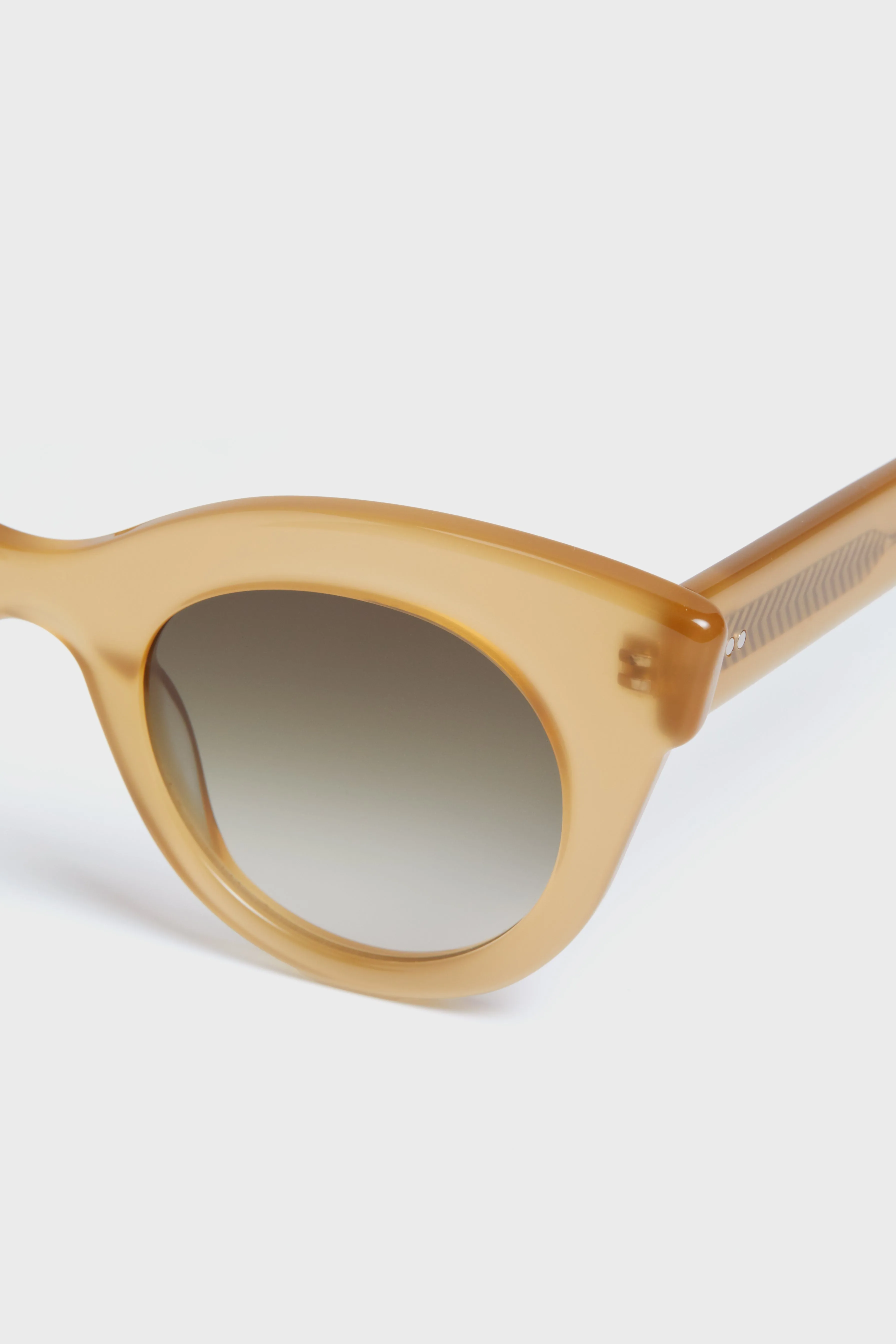 Chamomile Olivia Sunglasses sold by Tuckernuck product image thumbnail 4