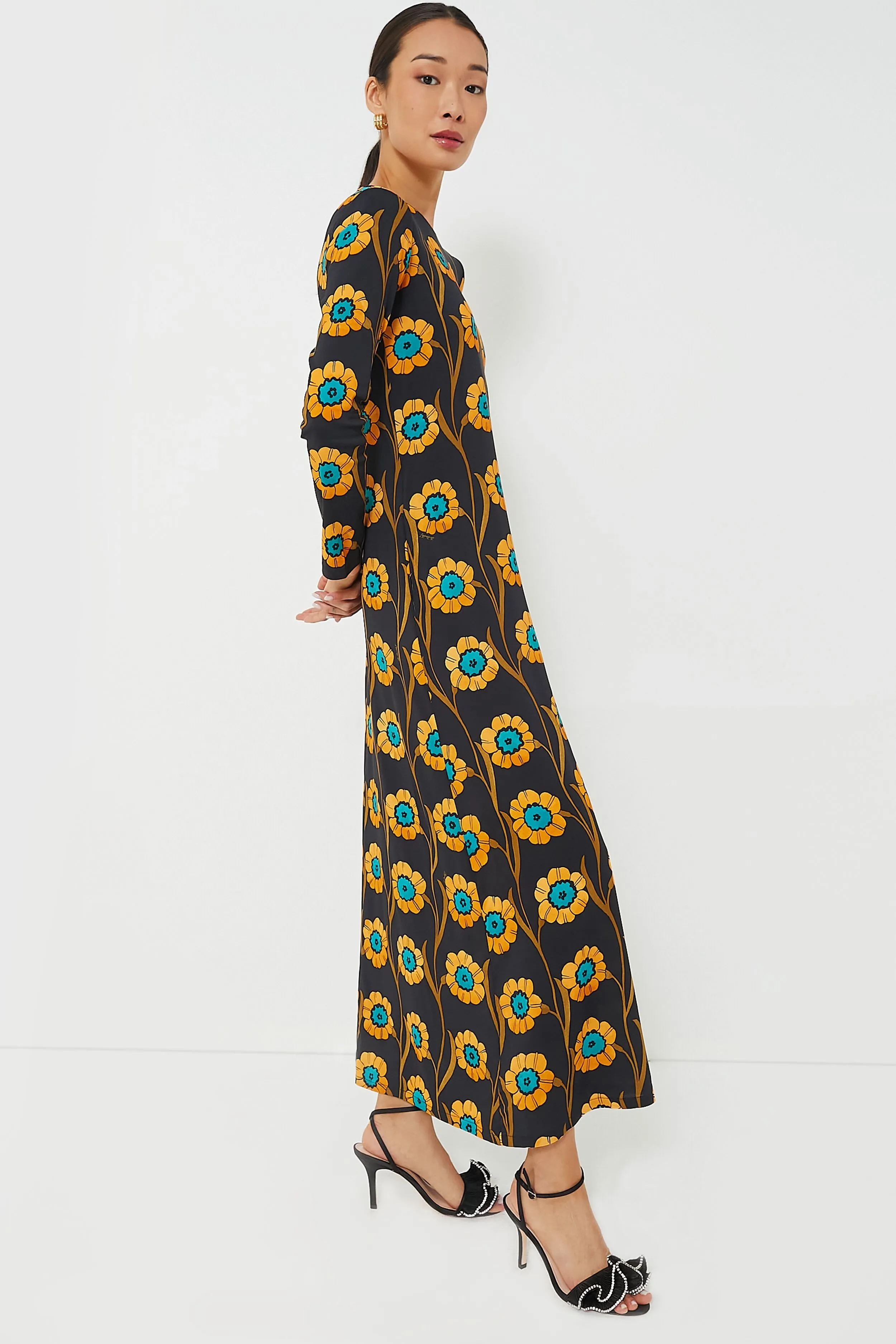 Daisychain Long Sleeve Swing Dress sold by Tuckernuck product image thumbnail 3