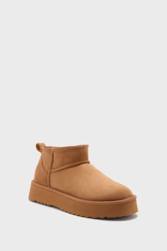 Chestnut Breckenridge Boots sold by Tuckernuck