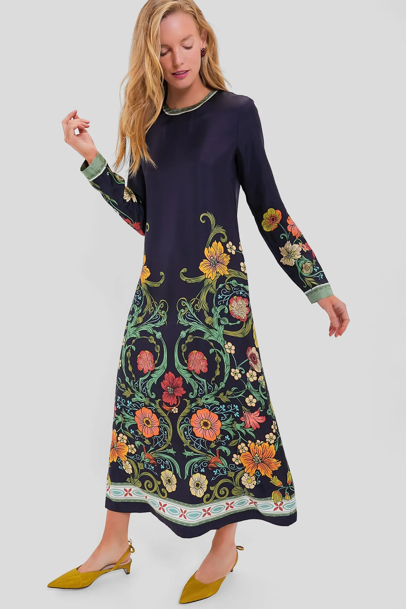 Botticelli Placee Long Sleeve Swing Dress sold by Tuckernuck product image thumbnail 3