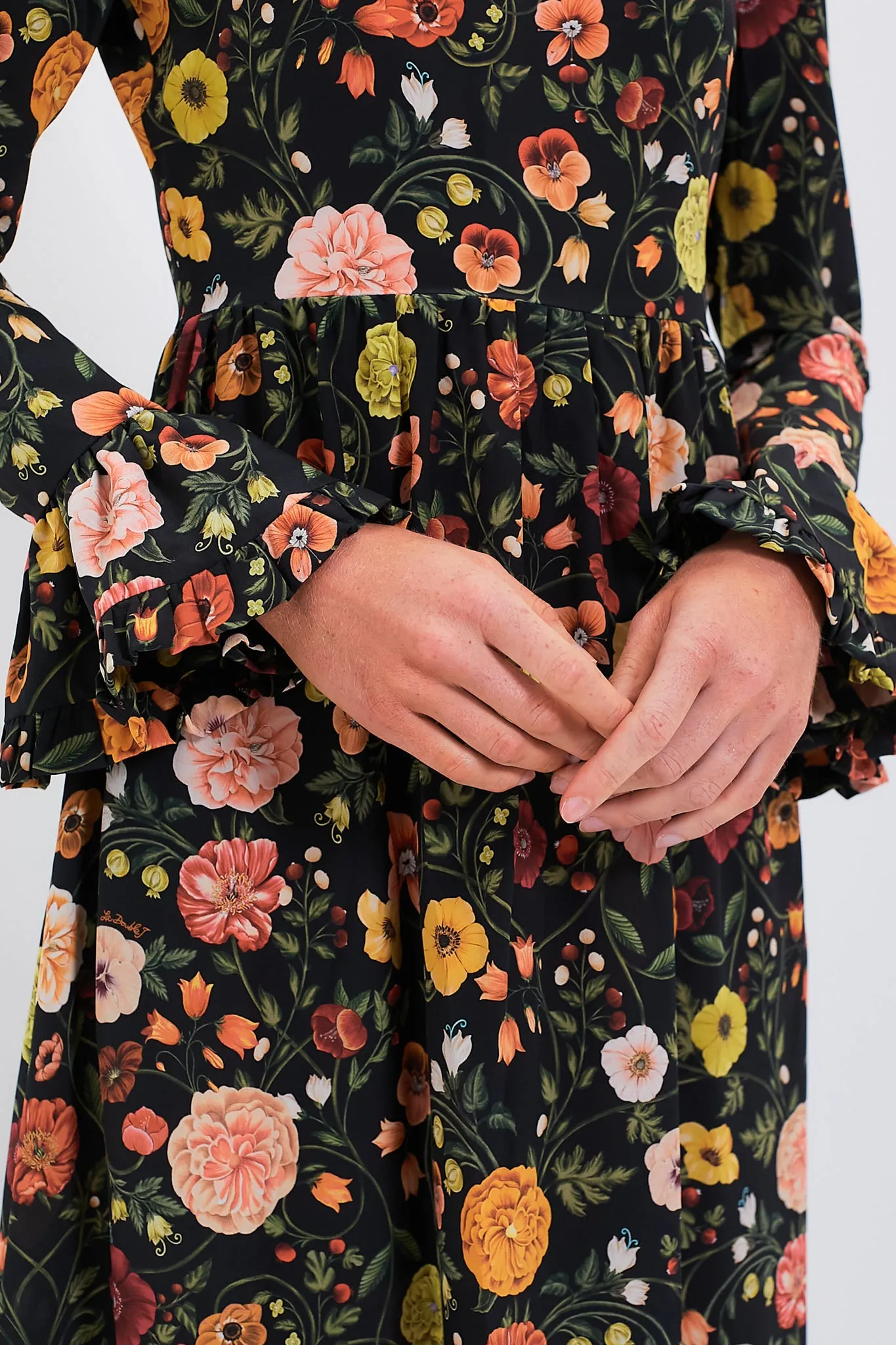 Botticelli Visconti Dress sold by Tuckernuck product image thumbnail 5