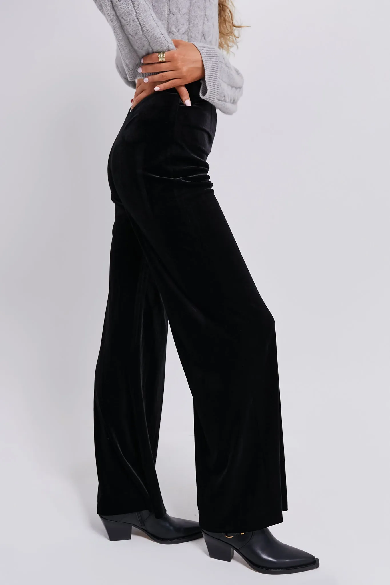 Black Velvet Deja Pant sold by Tuckernuck product image thumbnail 3