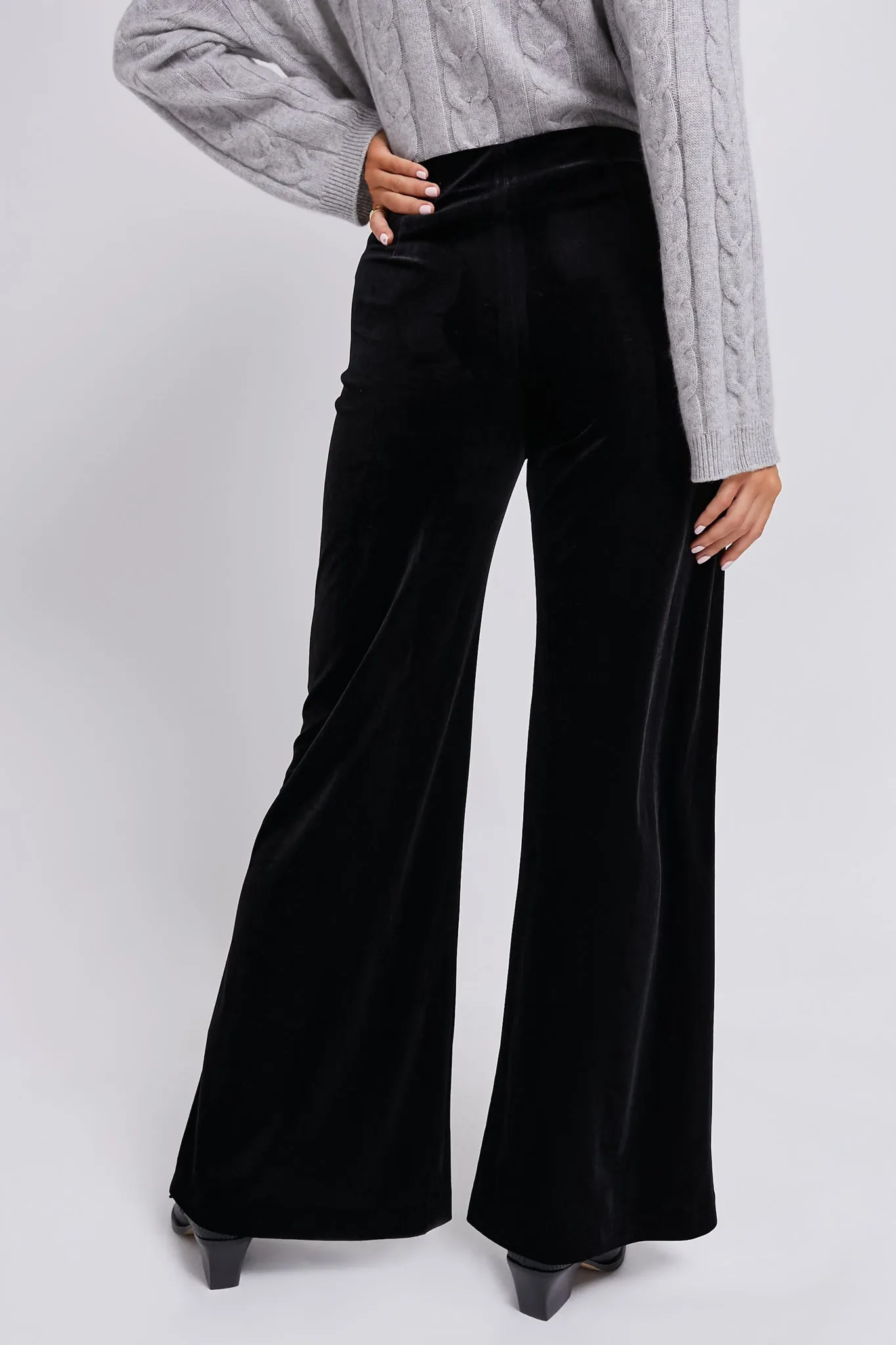 Black Velvet Deja Pant sold by Tuckernuck product image thumbnail 4