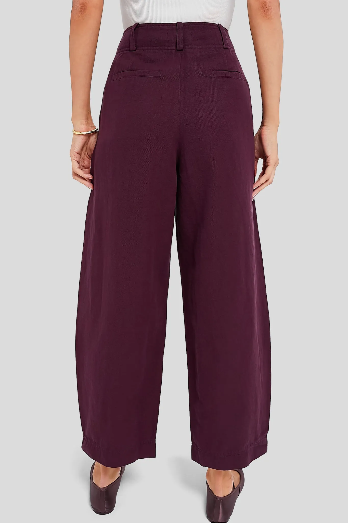 Fig Bari Crop Trouser sold by Tuckernuck product image thumbnail 4