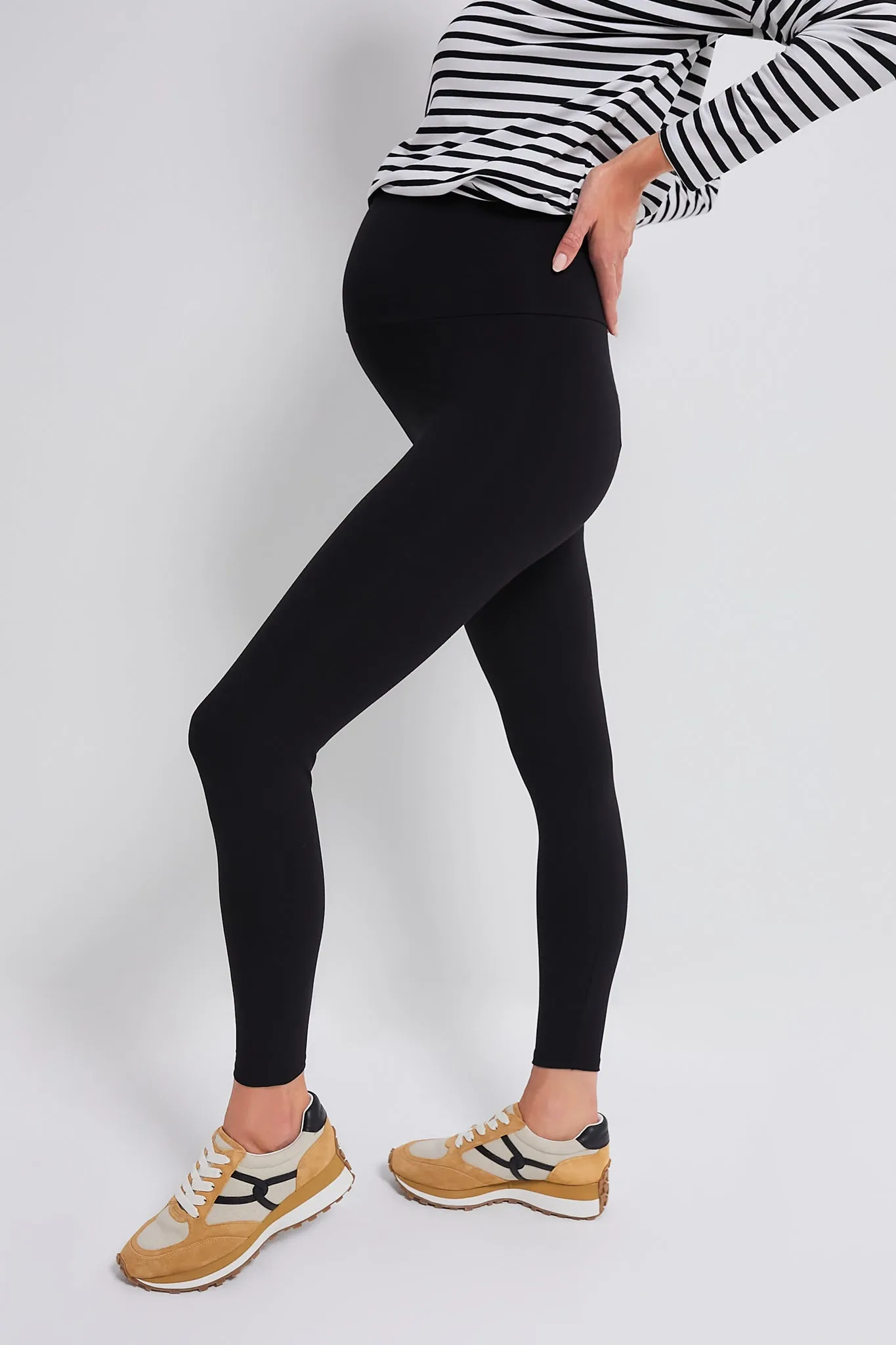 Black The Bodyflex Legging sold by Tuckernuck product image thumbnail 3