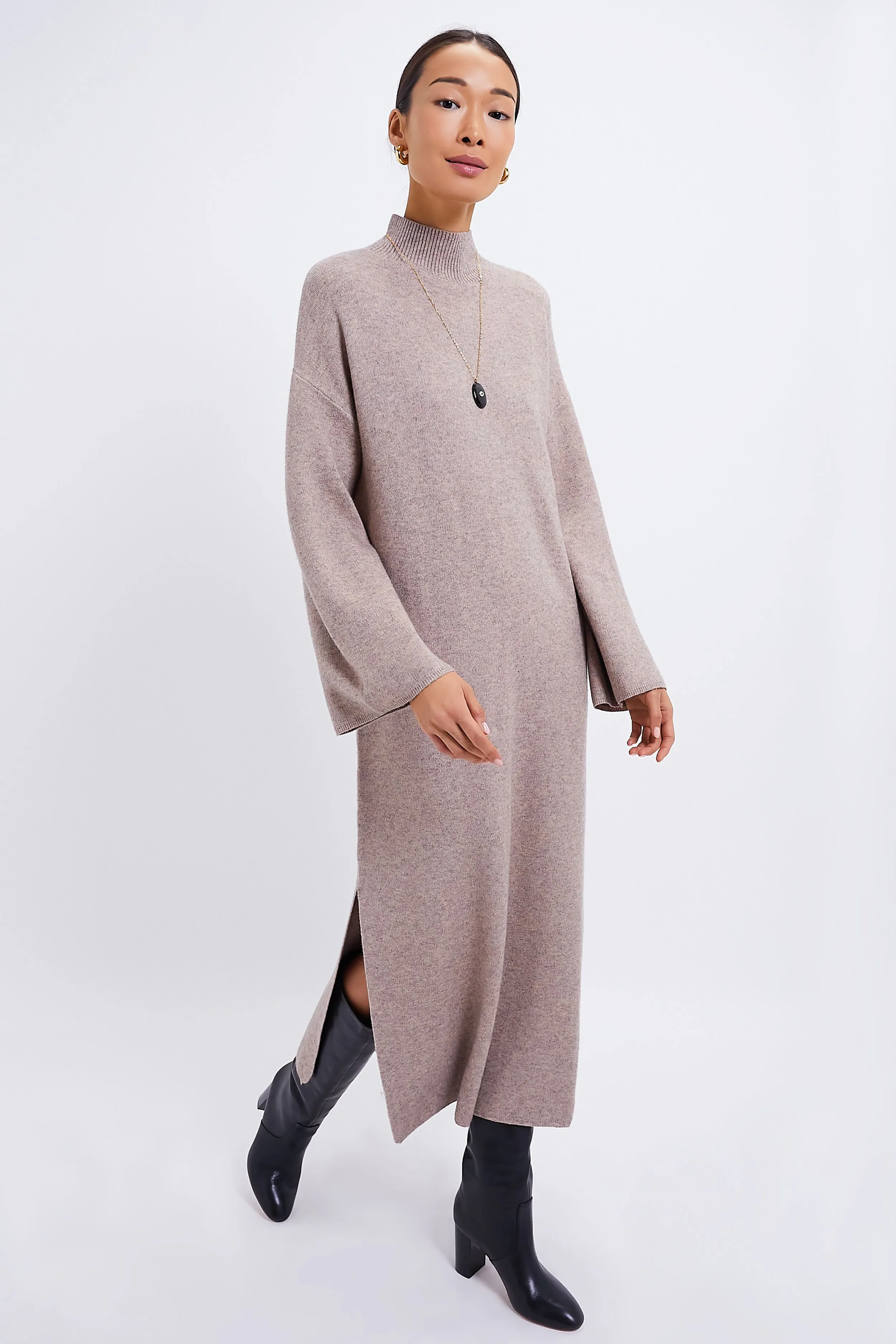 Hazelwood Vivianne Midi Dress sold by Tuckernuck