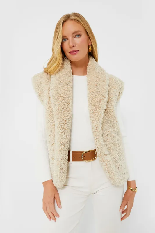 Oversized Aspen Sherpa Vest sold by Tuckernuck