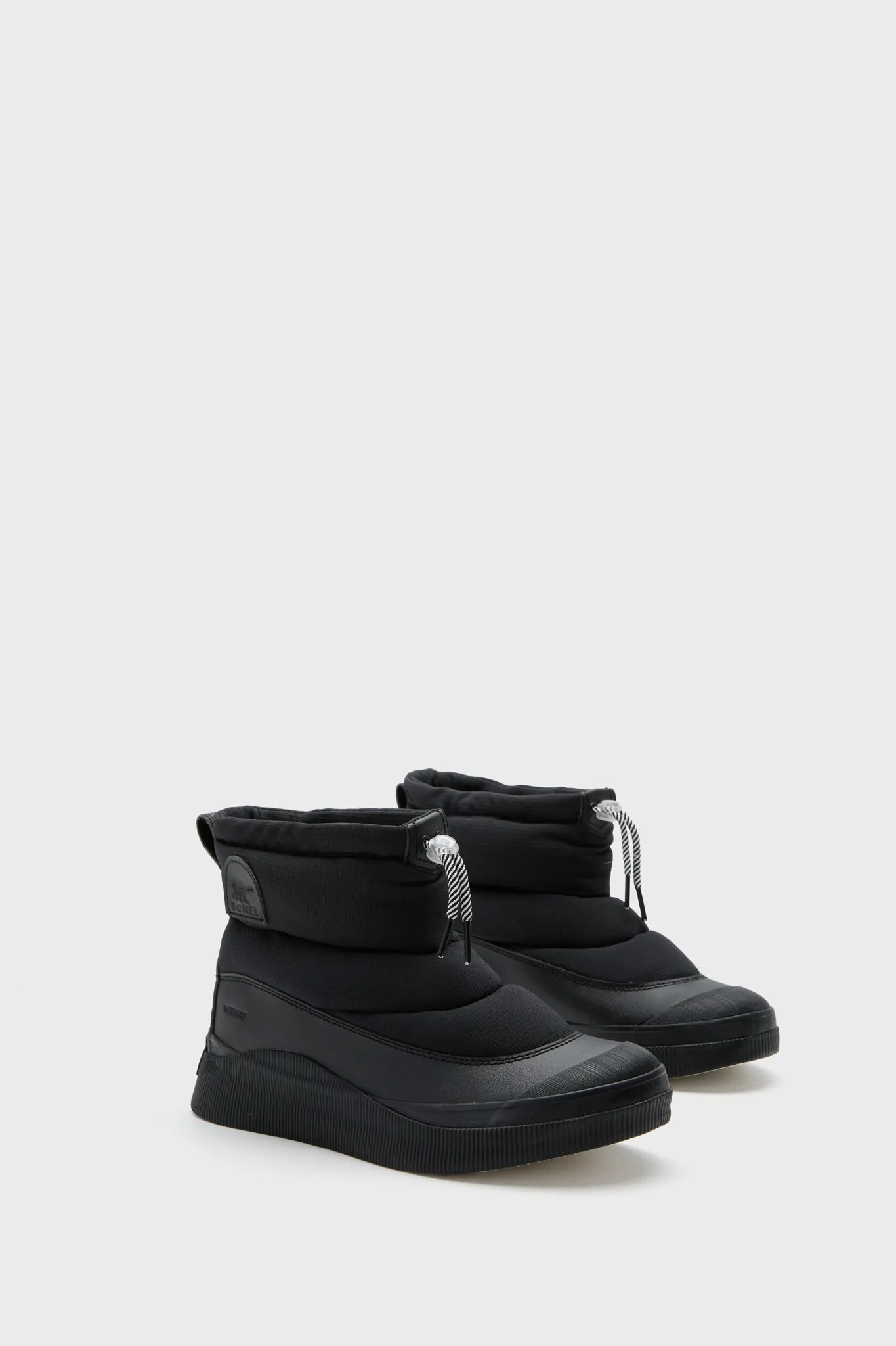 Black Out N About IV Puffy WP sold by Tuckernuck product image thumbnail 2