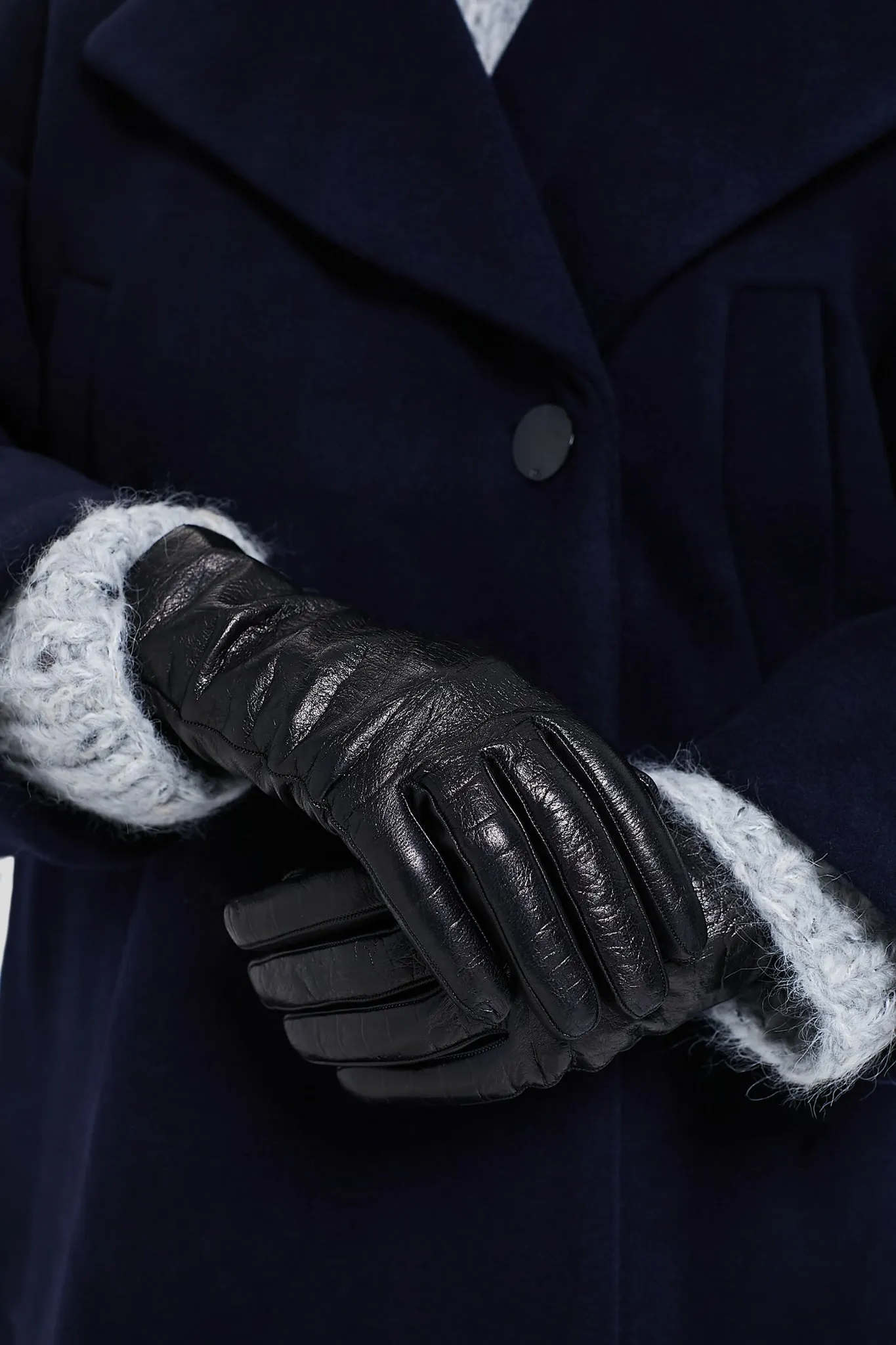 Black Crocco Shorty Gloves sold by Tuckernuck product image thumbnail 2