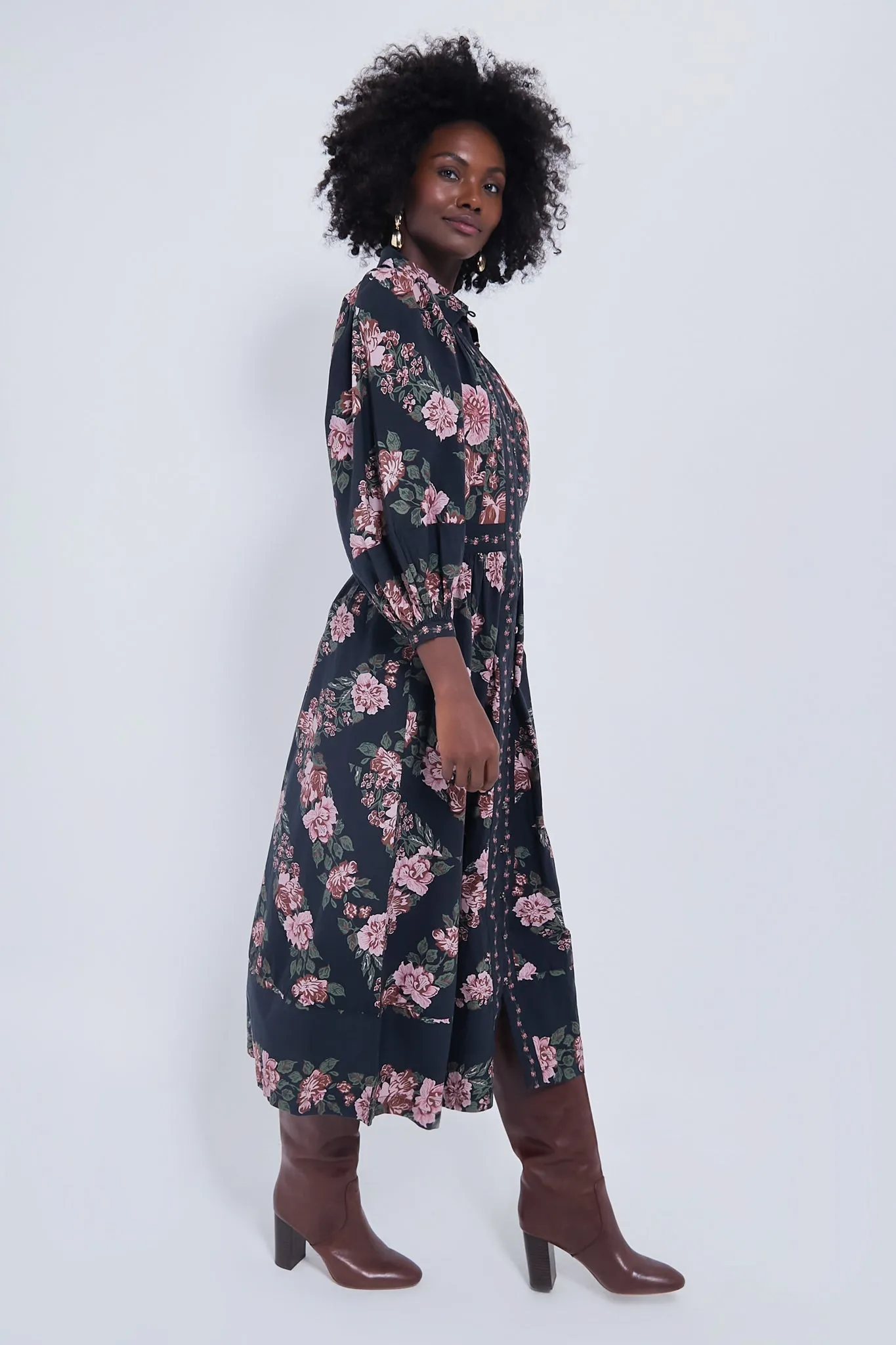 Juliet Print Gillian Midi Dress sold by Tuckernuck product image thumbnail 3