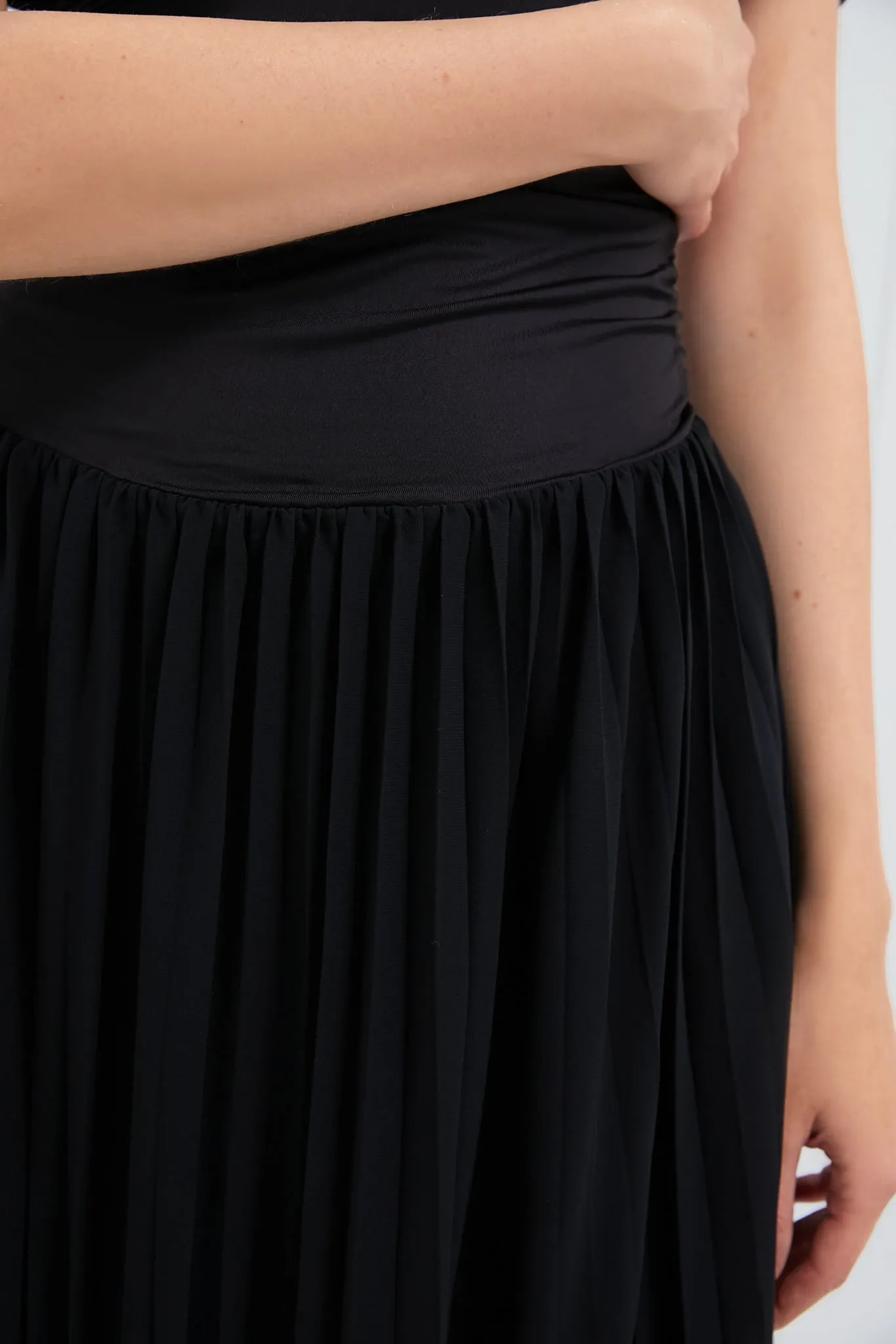 Black Lianna Maxi Dress sold by Tuckernuck product image thumbnail 5