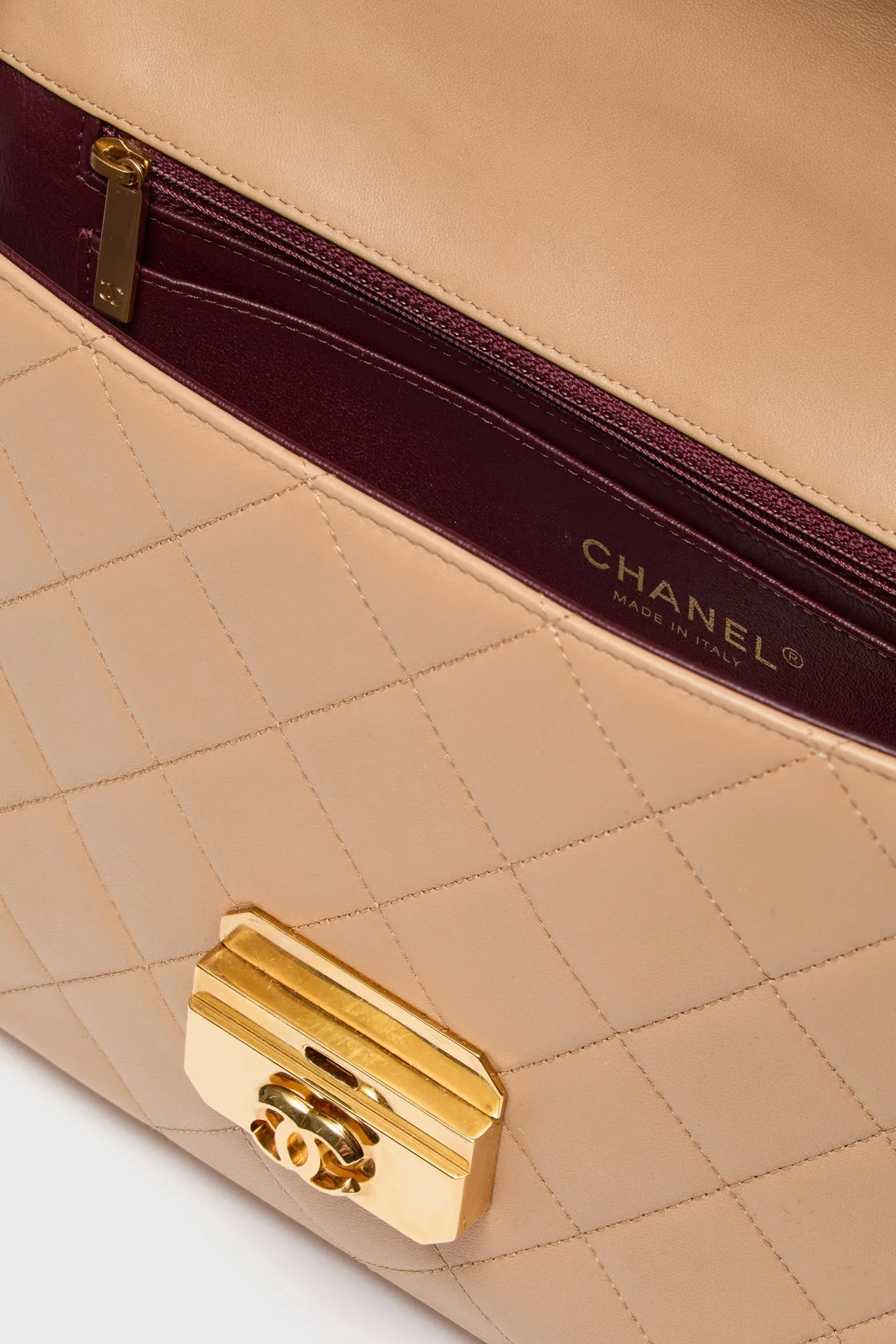 Chanel Matelasse Shoulder Bag sold by Tuckernuck product image thumbnail 5