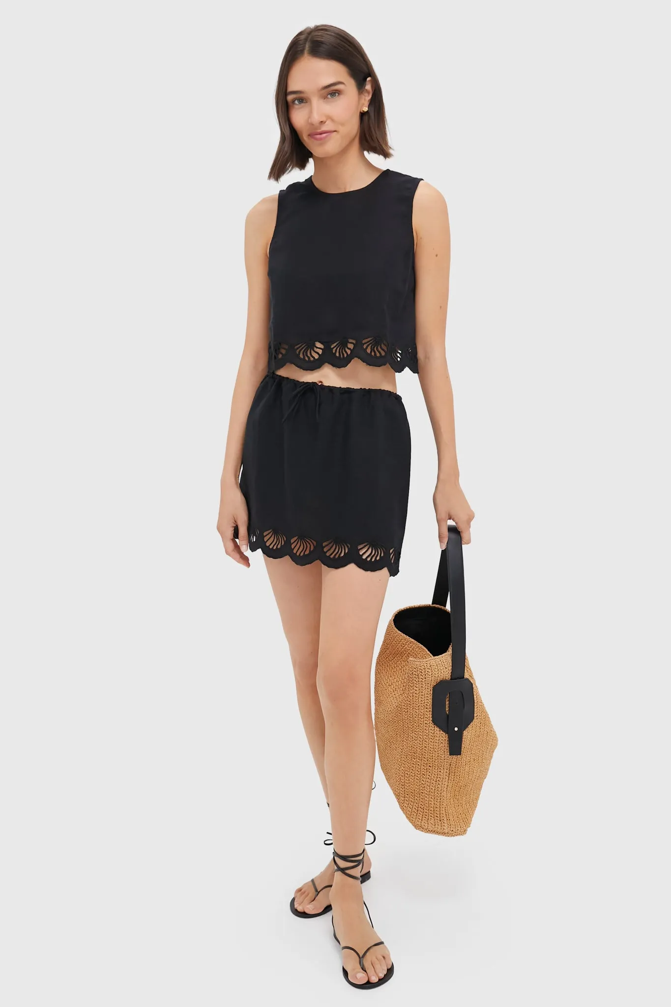 Black Air Linen Scallop Tank sold by Tuckernuck product image thumbnail 2