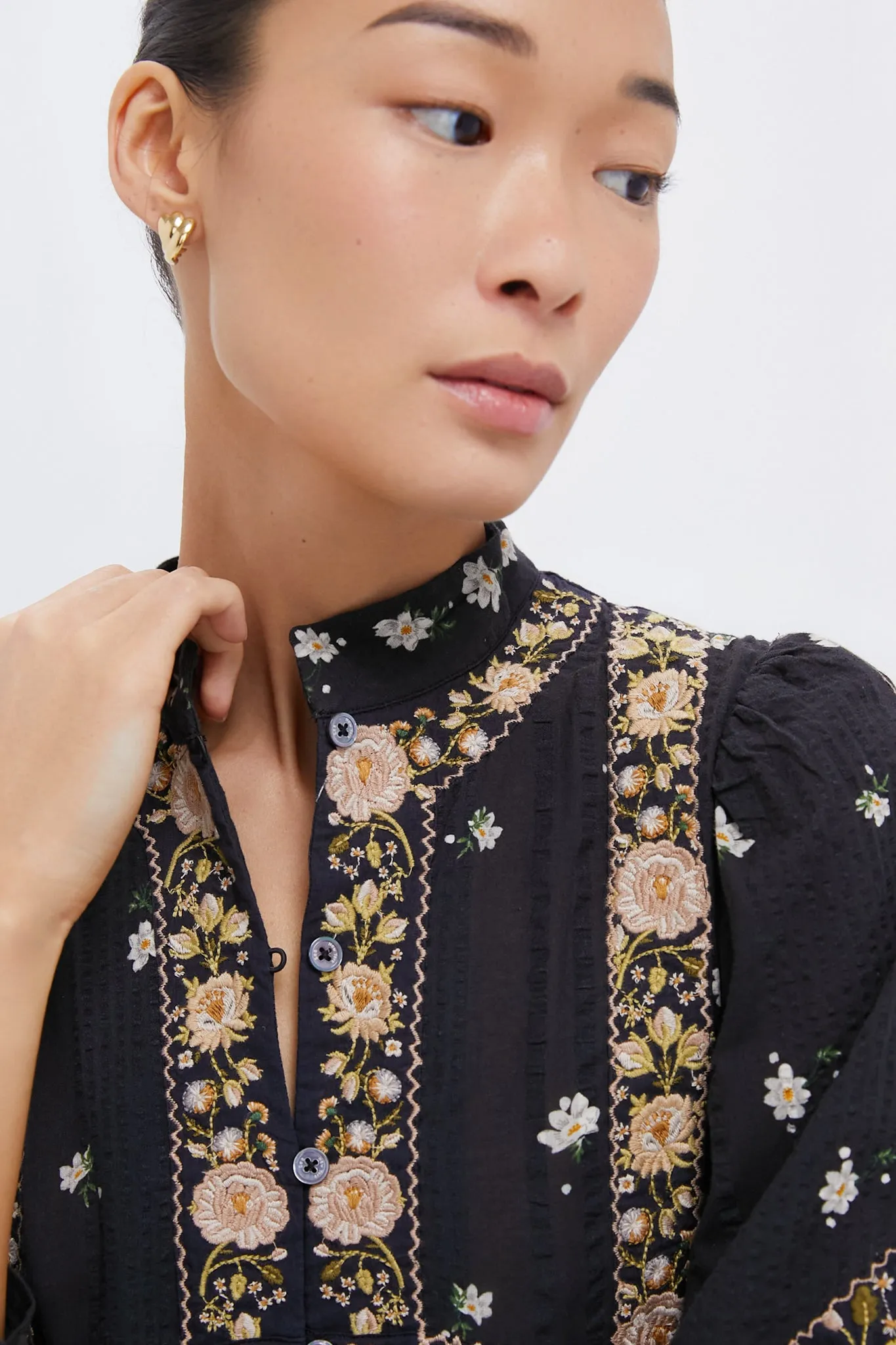 Black Elizabeth Print Long Sleeve Top sold by Tuckernuck product image thumbnail 5