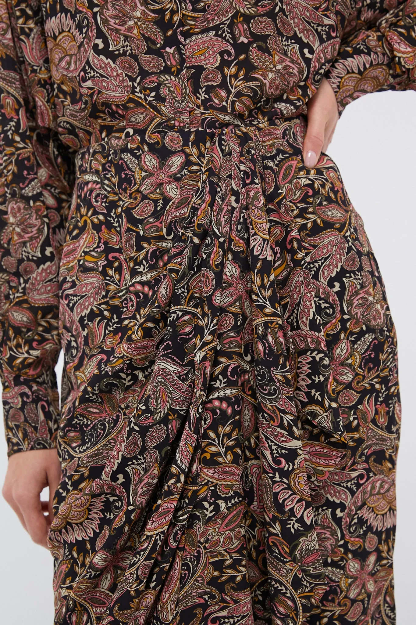 Black and Ochre Zaine Skirt sold by Tuckernuck product image thumbnail 5