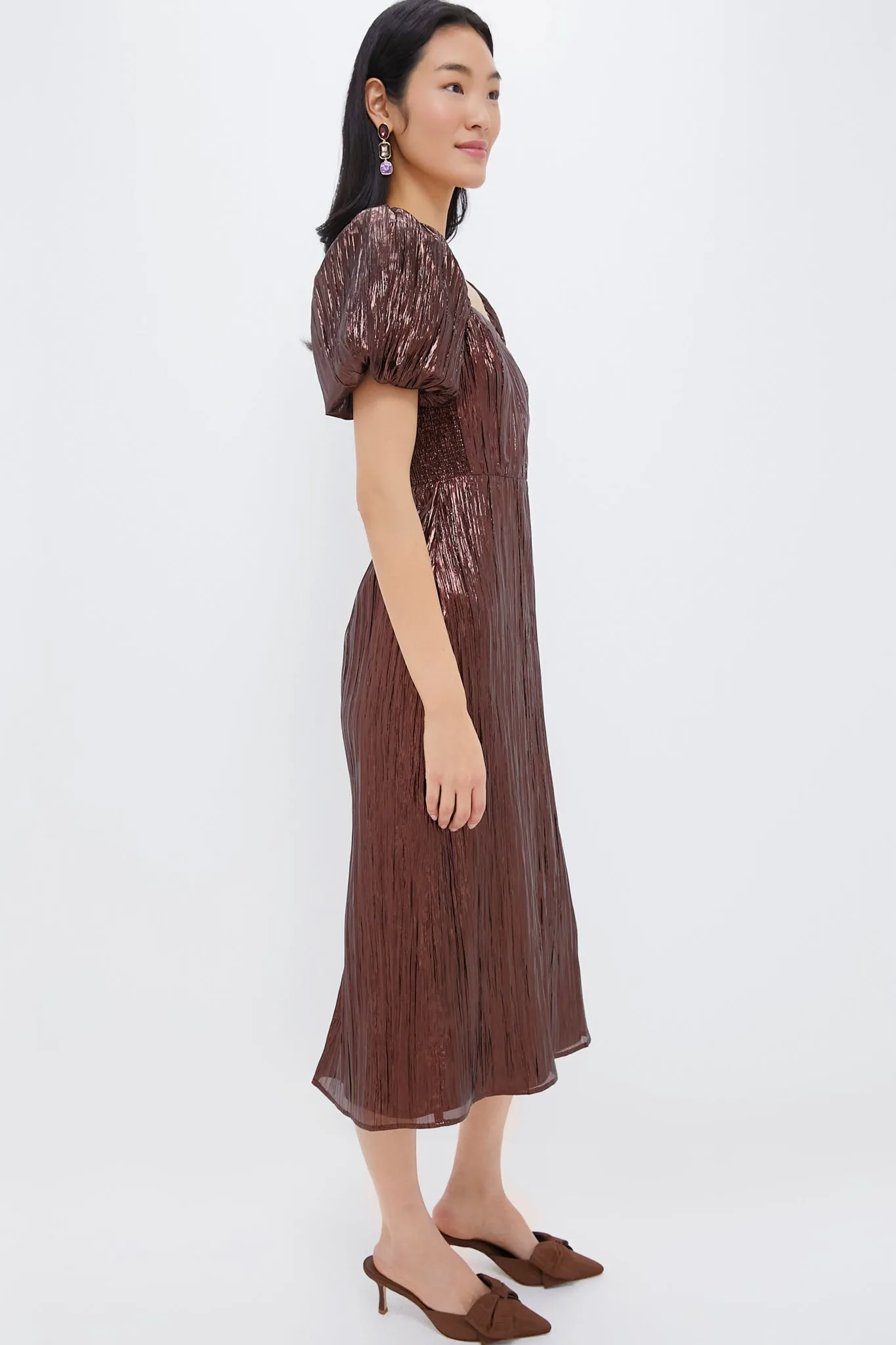 Bronze Metallic Plisse Gladys Puff Sleeve Midi Dress sold by Tuckernuck product image thumbnail 4