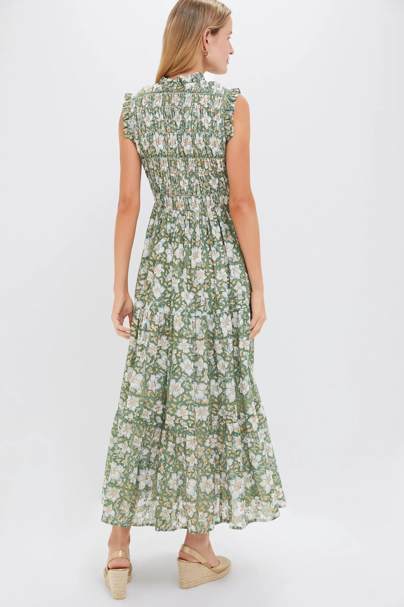 Ivy Olive Sleeveless Smocked Maxi Dress sold by Tuckernuck product image thumbnail 4
