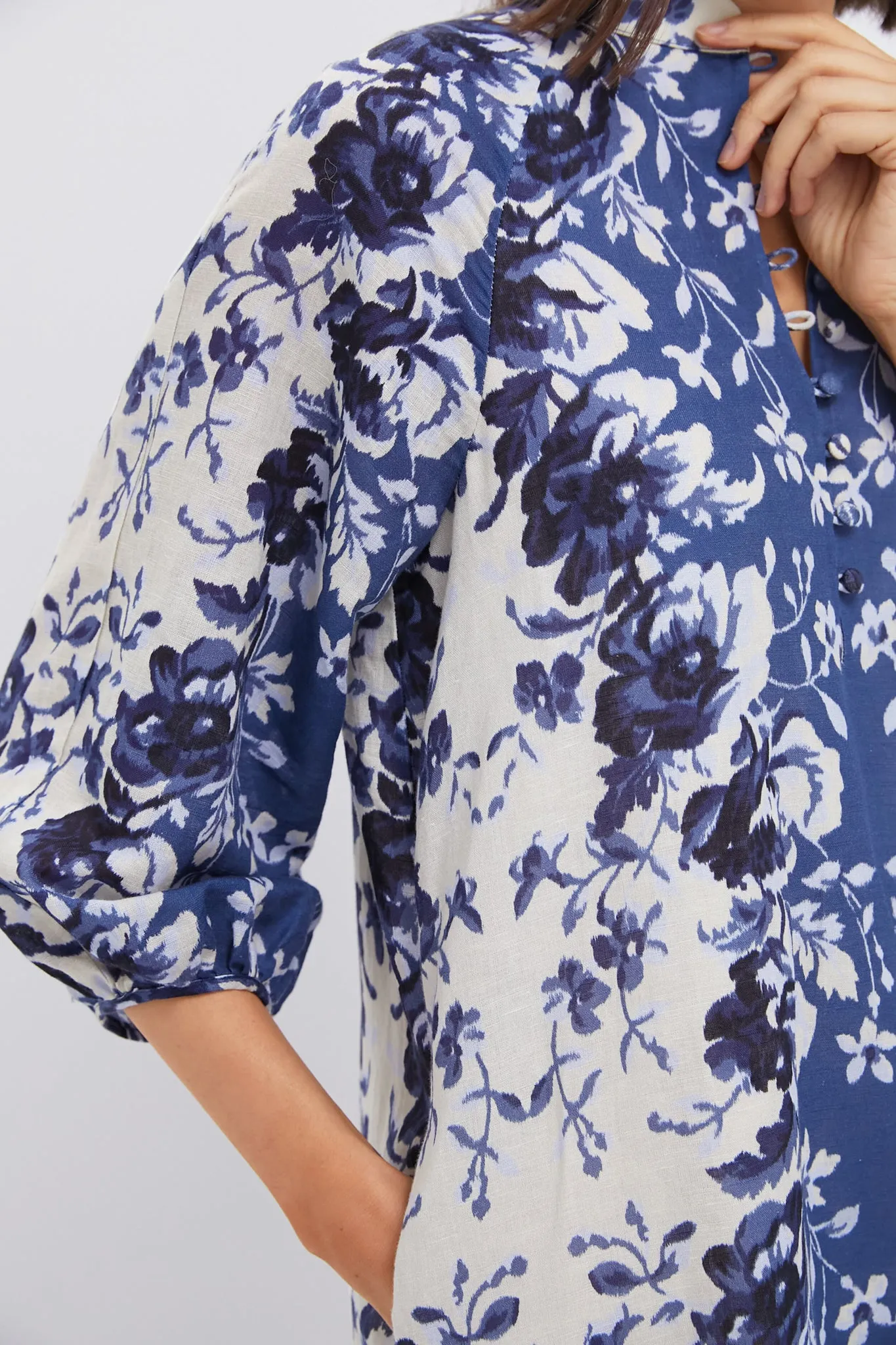 Indigo Reflection Cotton Linen Maryse Caftan sold by Tuckernuck product image thumbnail 5