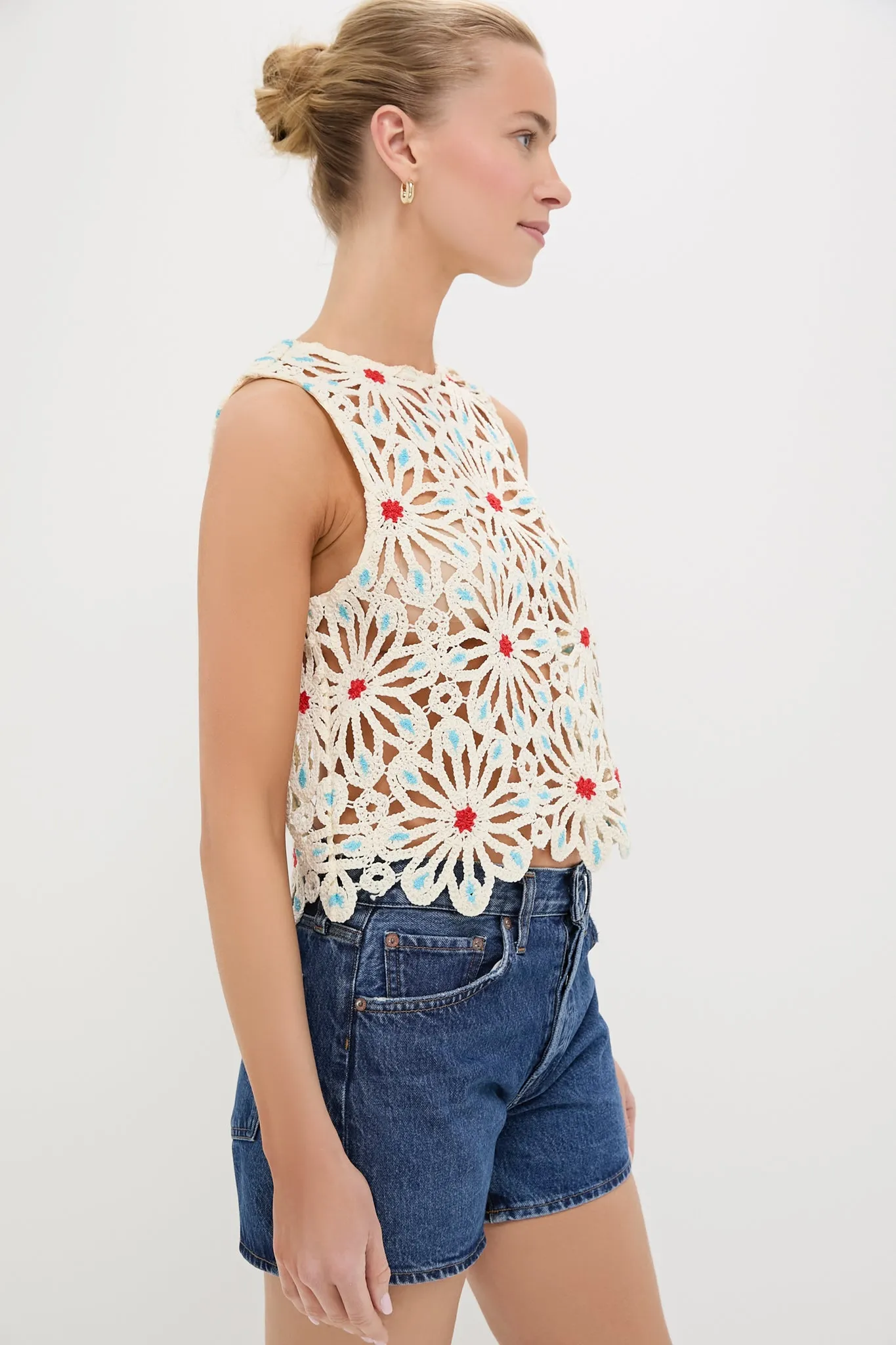 Bunched Together The Daisy Shell sold by Tuckernuck product image thumbnail 3