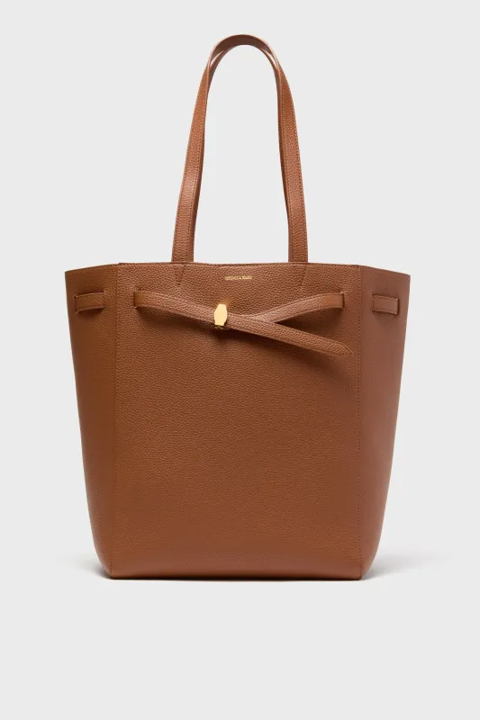 Hazelwood Veronica Beard Dash Tote sold by Tuckernuck