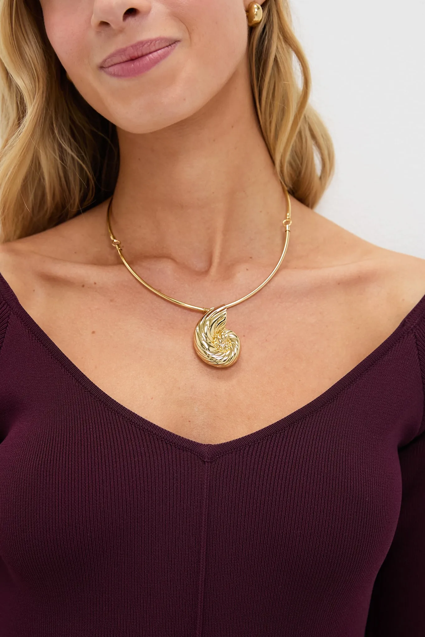 Gold Nautilus Collar Necklace sold by Tuckernuck product image thumbnail 5