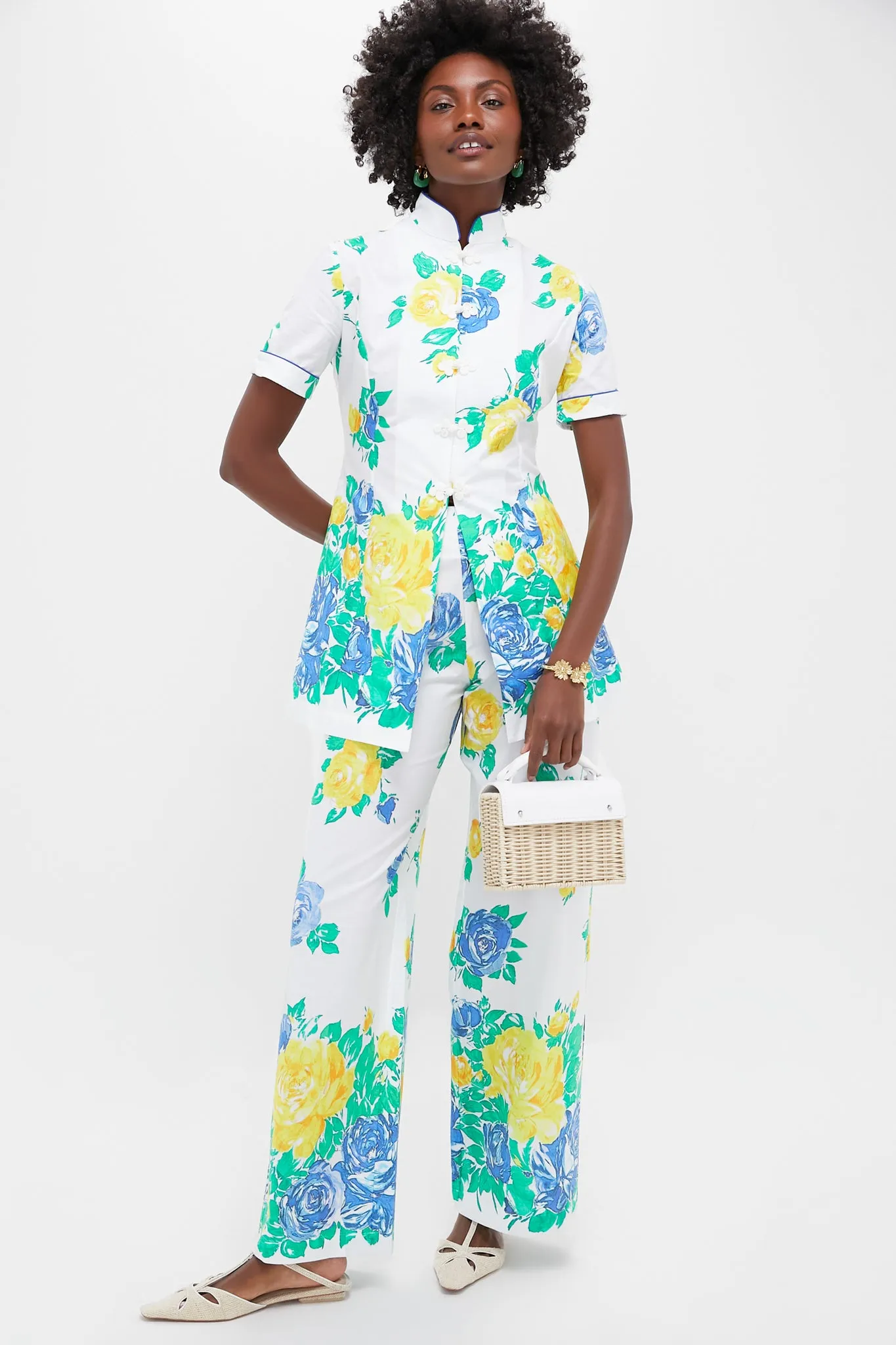 Gold Team Spirit Cluster Daisy Cuff sold by Tuckernuck product image thumbnail 3