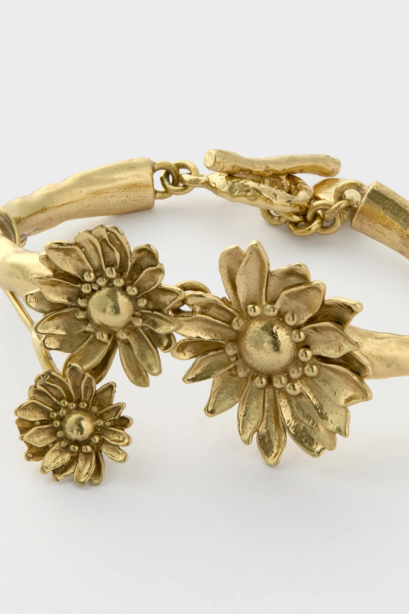 Gold Team Spirit Cluster Daisy Cuff sold by Tuckernuck product image thumbnail 4
