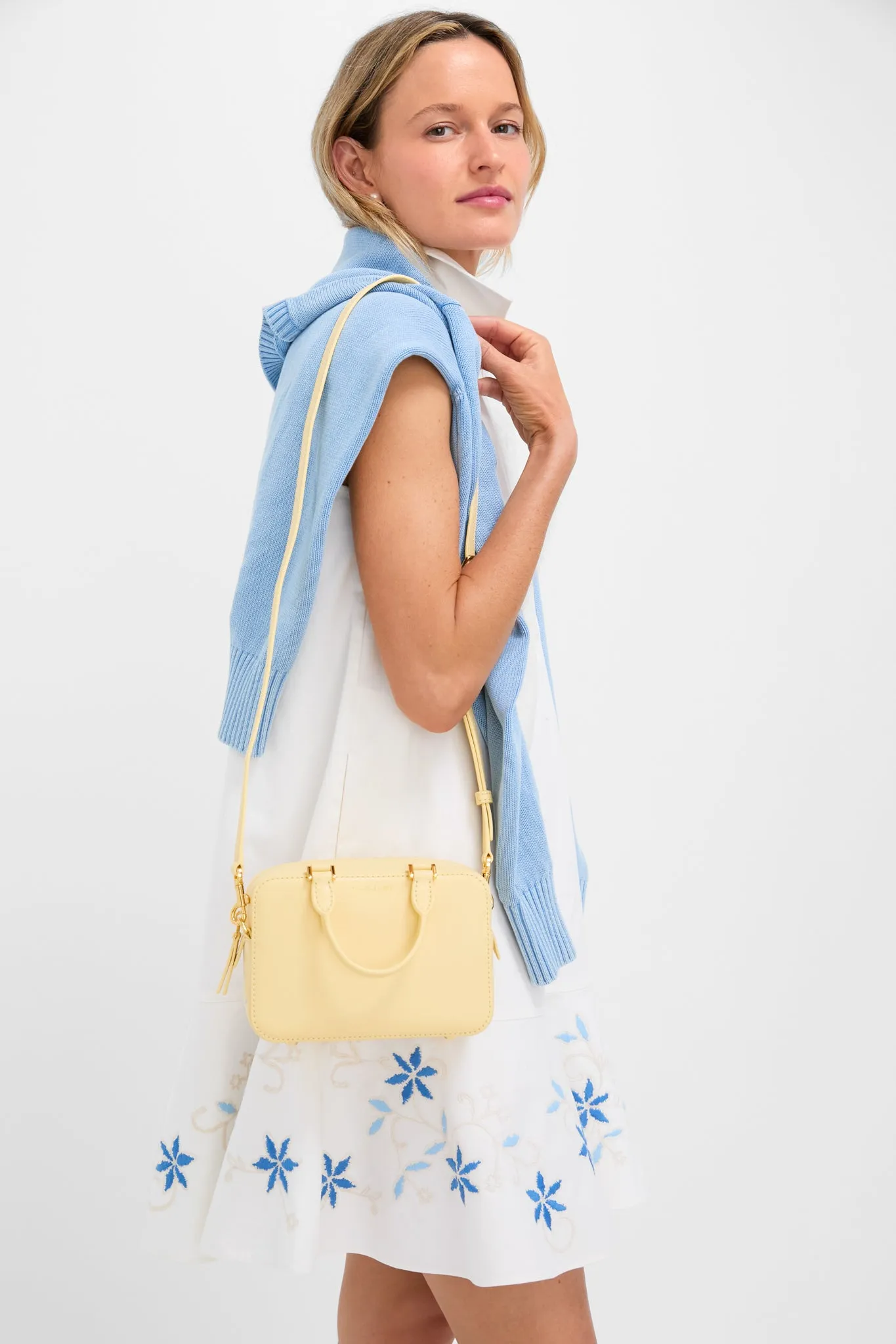 Chamomile Boxy Top Handle sold by Tuckernuck product image thumbnail 3