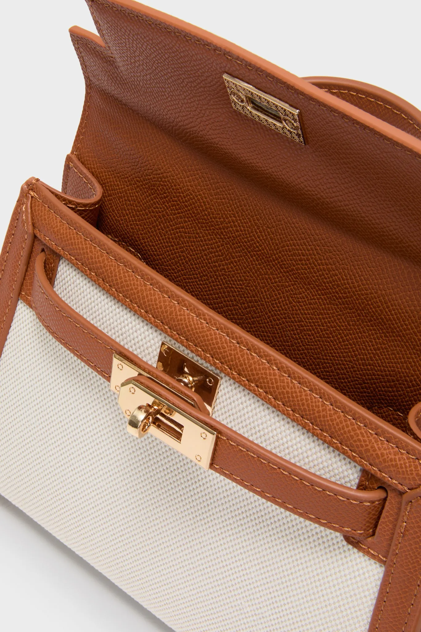 Natural Linen and Tan Hariette Handle Bag sold by Tuckernuck product image thumbnail 5