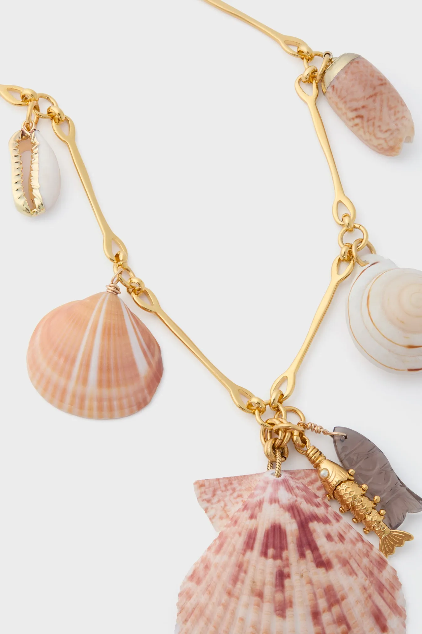 Gold Shell Delmar Necklace sold by Tuckernuck product image thumbnail 4