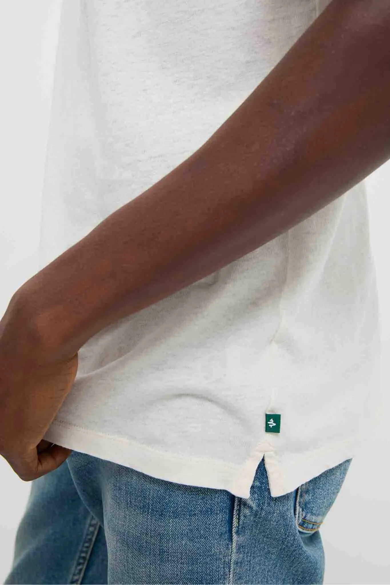 Sand Drift Linen Tee sold by Tuckernuck product image thumbnail 5