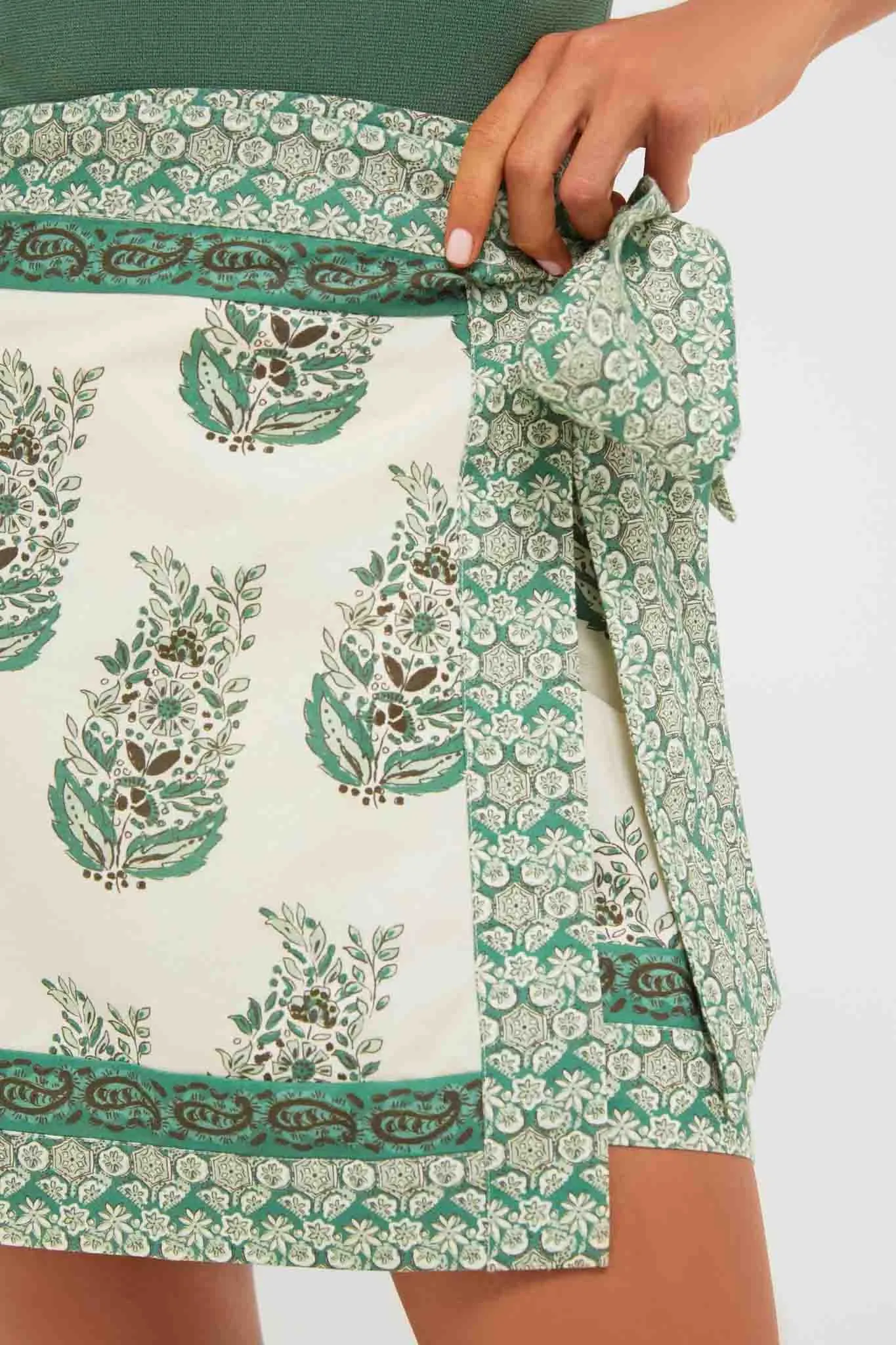 Jade Terrace Cotton Linen Payton Wrap Skirt sold by Tuckernuck product image thumbnail 5