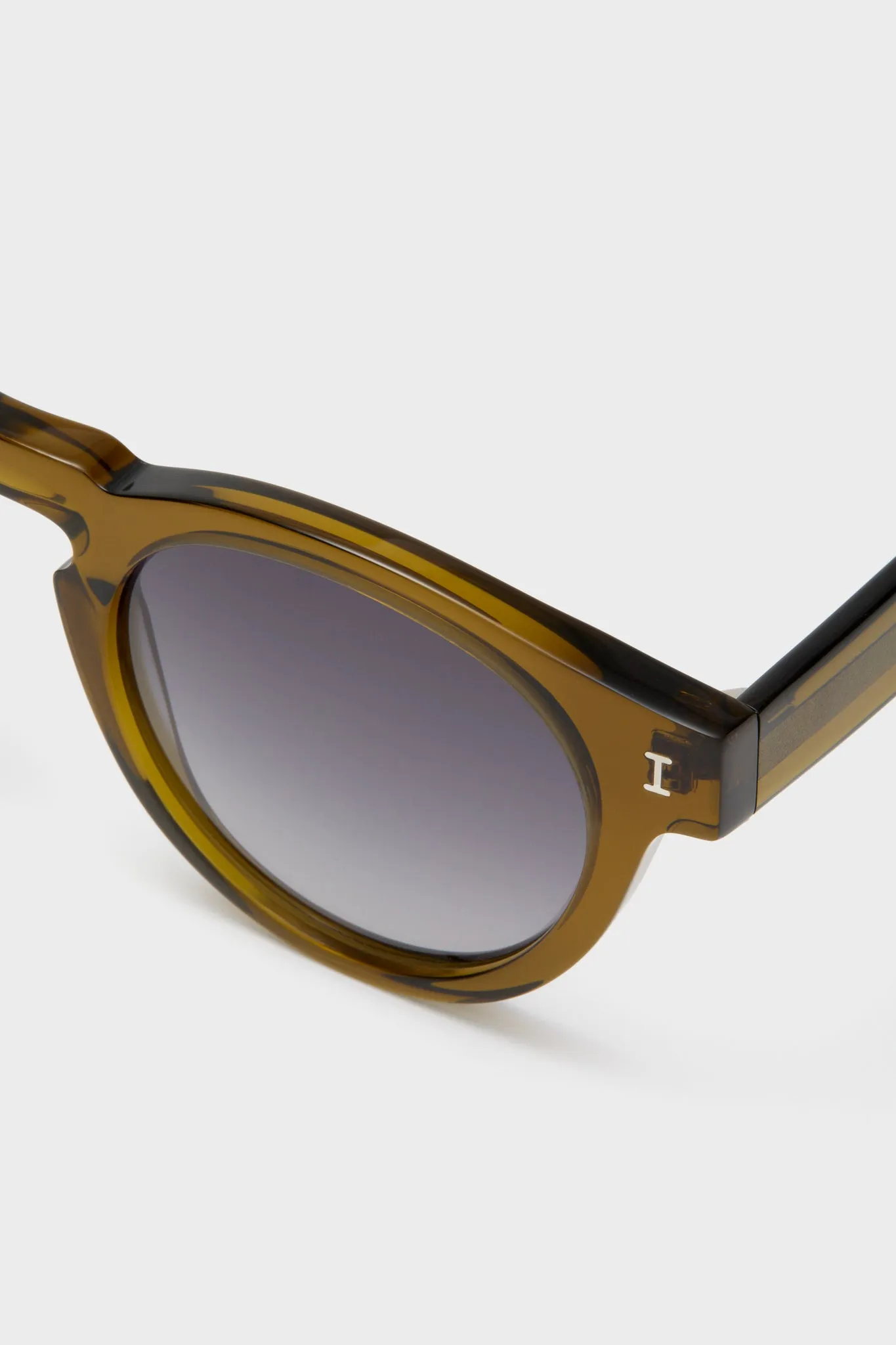 Moss Leonard Sunglasses sold by Tuckernuck product image thumbnail 5
