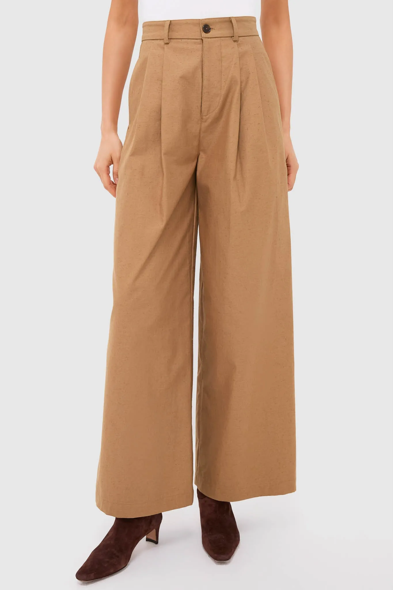 Umber Slubby Cotton Atelier Pleated Pant 2 sold by Tuckernuck