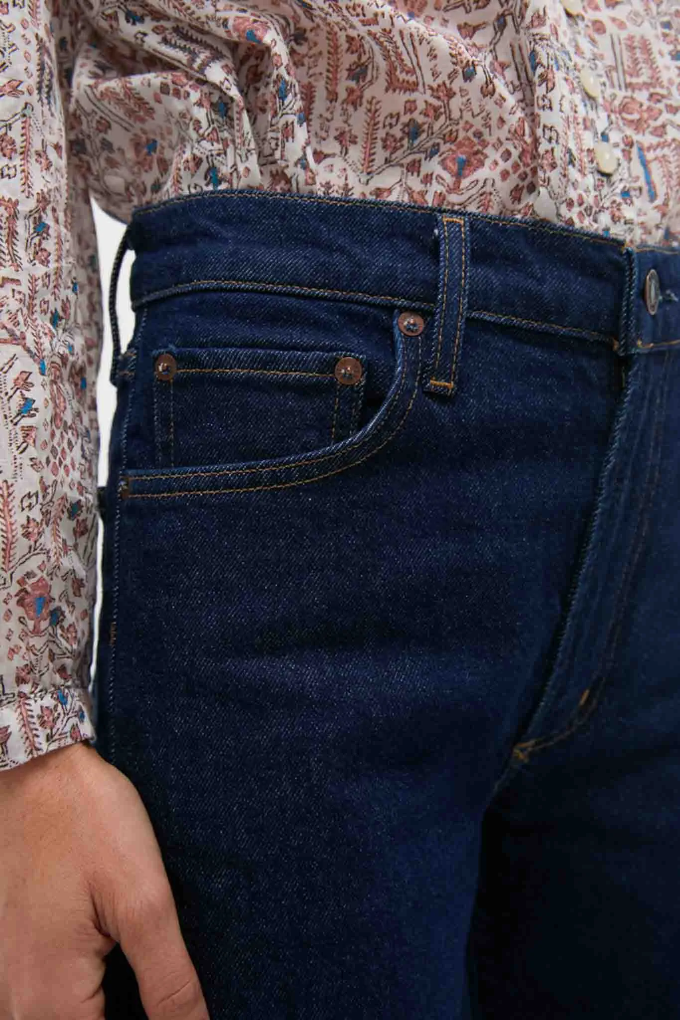 Reissue Mid Rise Relaxed Straight Harper Jean sold by Tuckernuck product image thumbnail 5