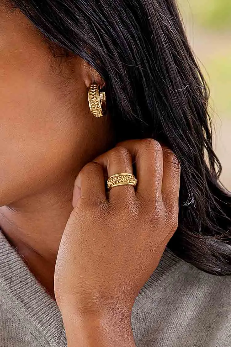 Gold Berry Vine Ring sold by Tuckernuck product image thumbnail 2