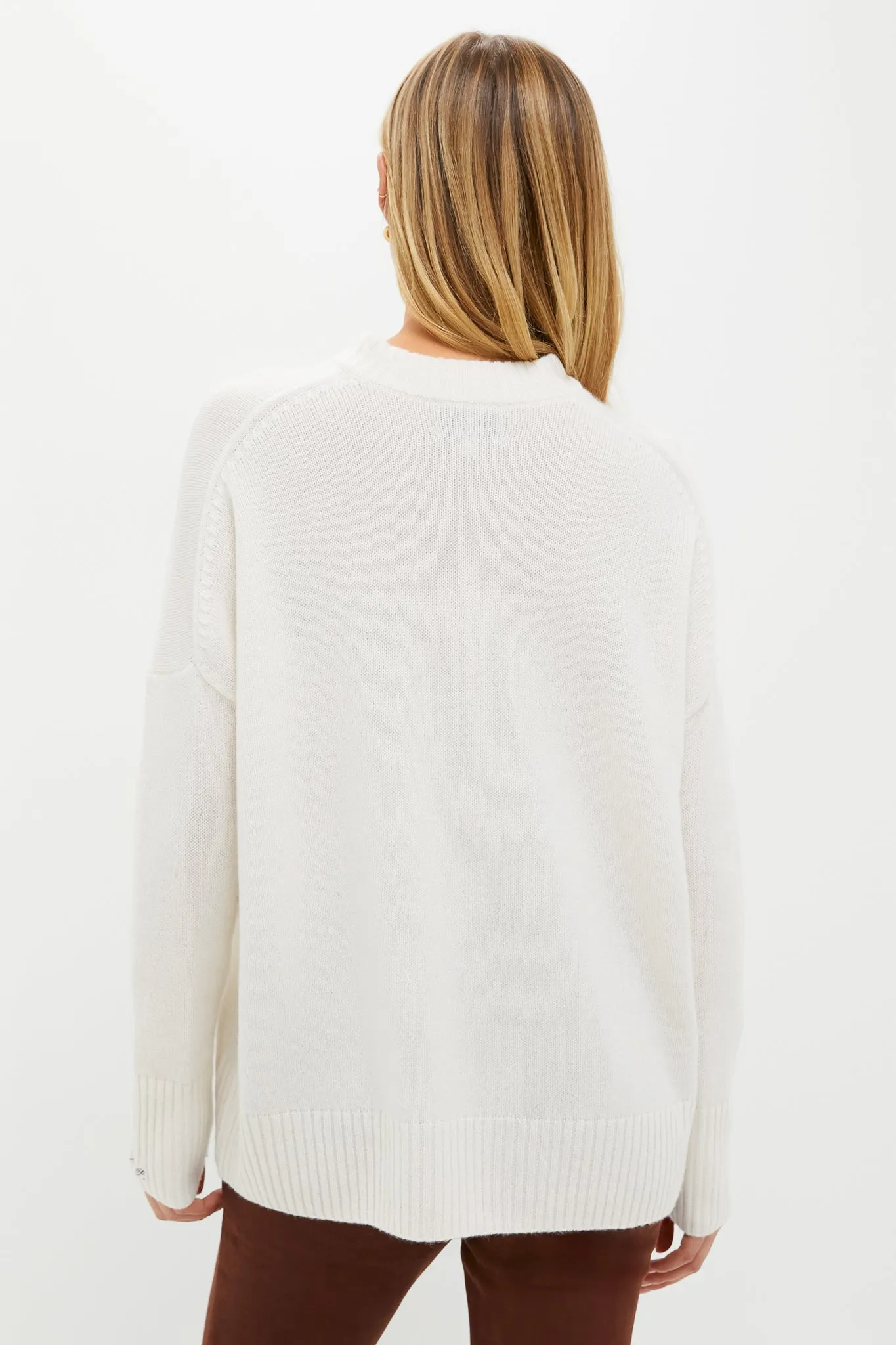 Ivory Cashmere Cassie V-Neck Cashmere Sweater sold by Tuckernuck product image thumbnail 4