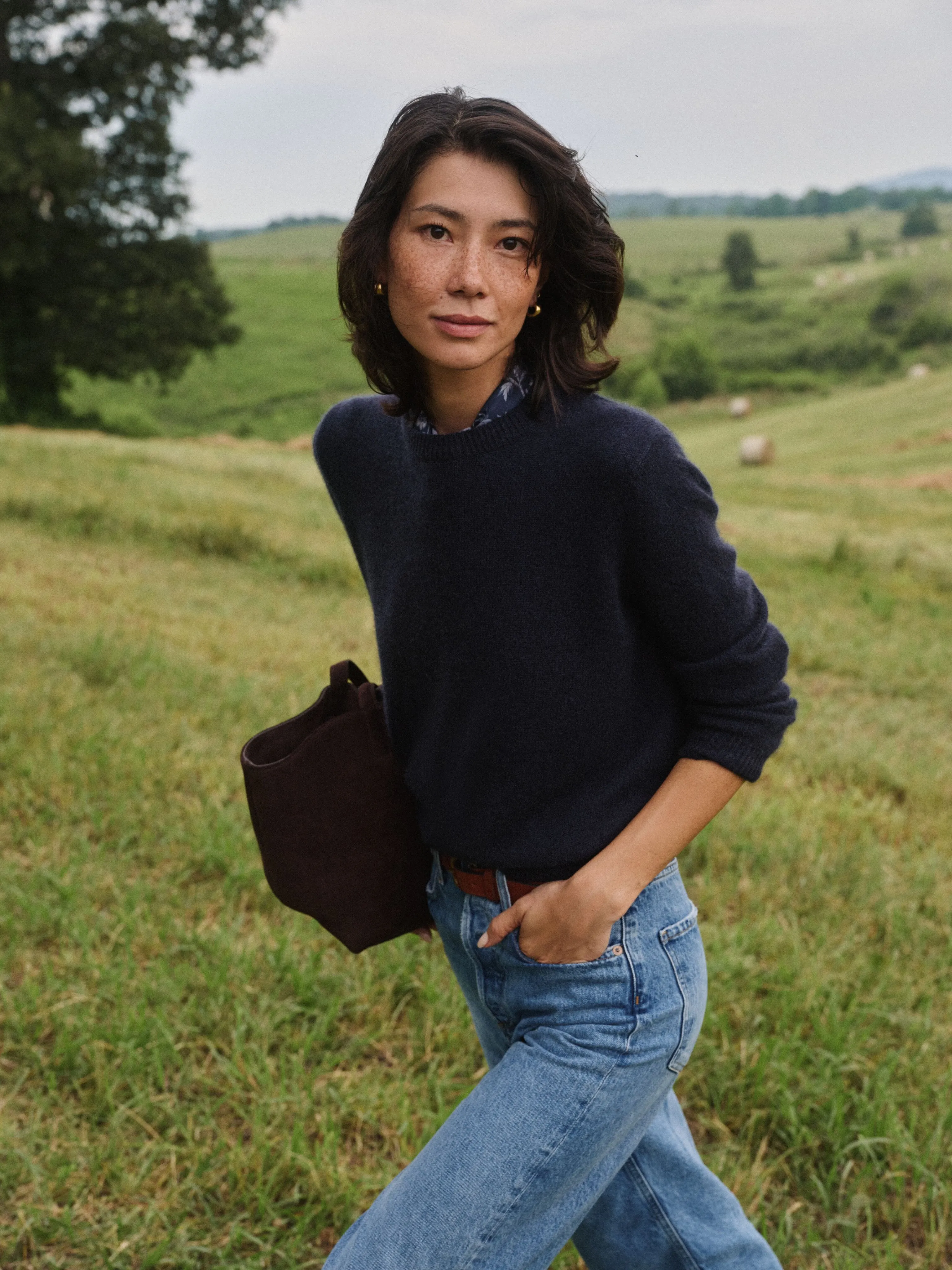 Navy Cashmere Bodie Boyfriend Crewneck sold by Tuckernuck product image thumbnail 2