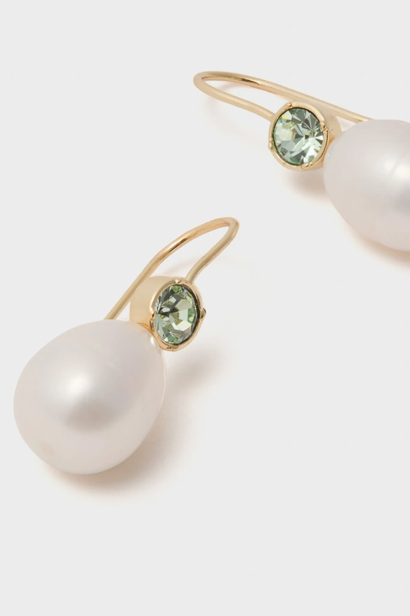 Mint Ellie Pearl Drop Earrings sold by Tuckernuck product image thumbnail 4